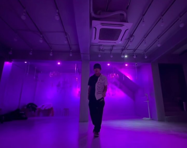 🧠 daniel4sho 

🌊🌊🌊🌊🌊

함께하니깐 재밋다😎