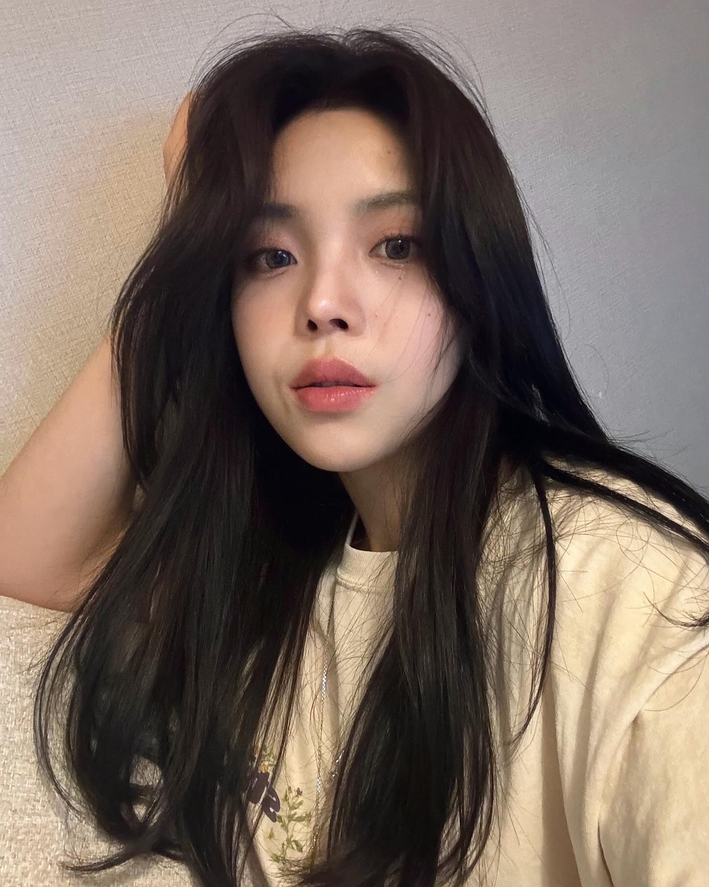 😳

💌abcdefficial 
#ad 

촉촉하고 자연스럽게 밝아지는 톤업크림
다크닝 컨실러만 하고 출근 시간 단축 
남자가 써도 매우 좋을 제품