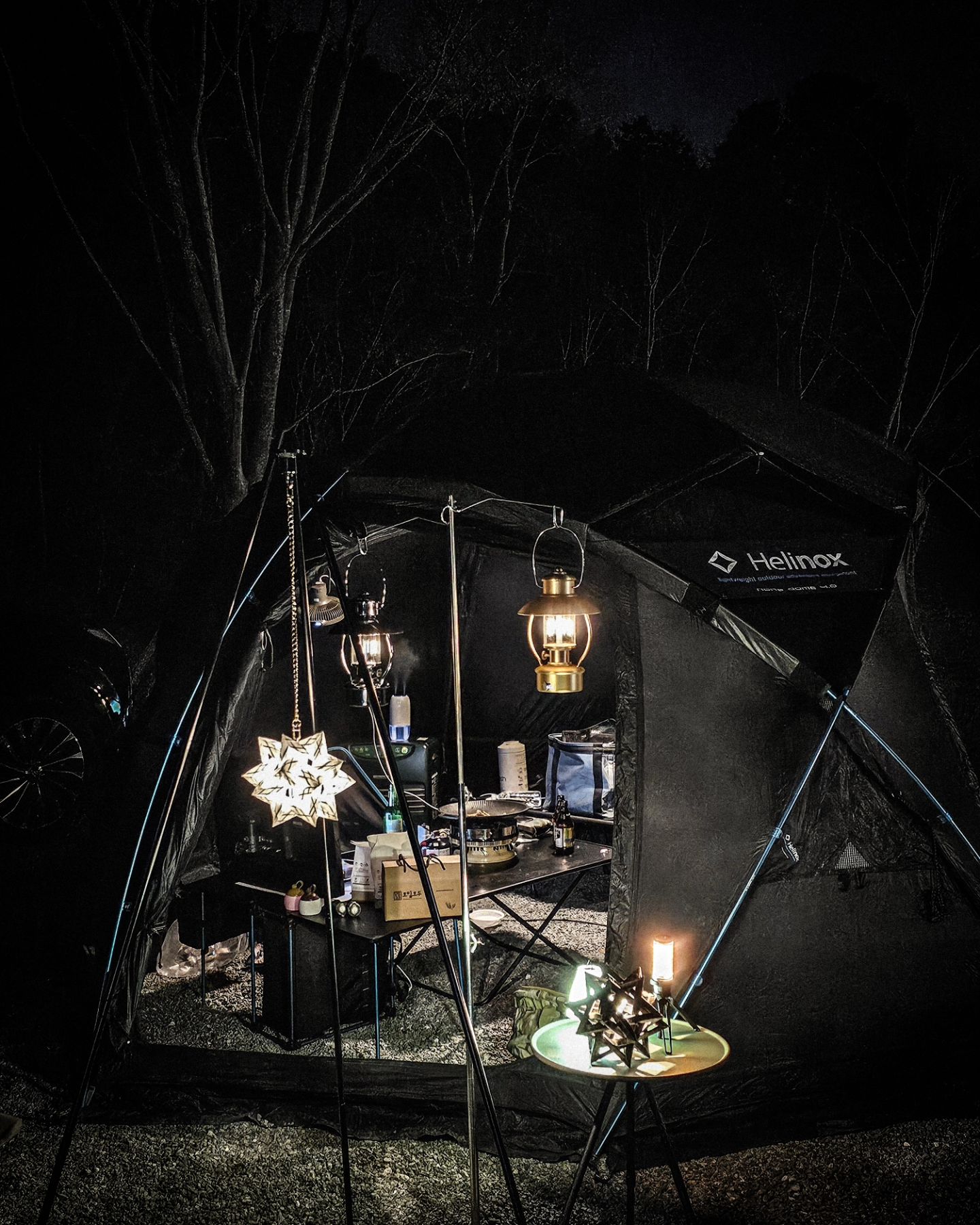 #텐풍🏕
제 눈에 안경이라고 🐵
가지고 있는 텐트들은 다 맘에 들어요 
장비를 더 들이고 싶긴 한데 기변욕은 없는? 🐽

처음에는 요상하게 느껴지던 파란 프레임도
이제는 너무 이쁘고,
피칭 편한 노나 조아

#헬리녹스#노나돔#필드오피스#코트원#체어원#캠핑#캠퍼#helinox#베드룸