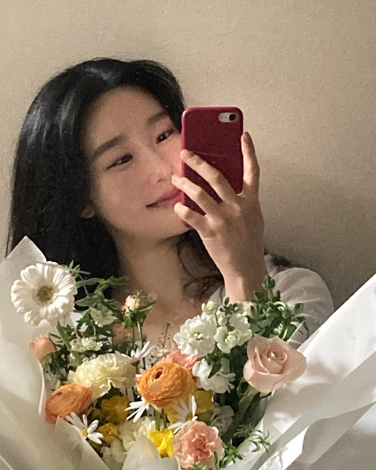 카톡프사했도니 예쁘다고들해죠서..🫶🏻💐