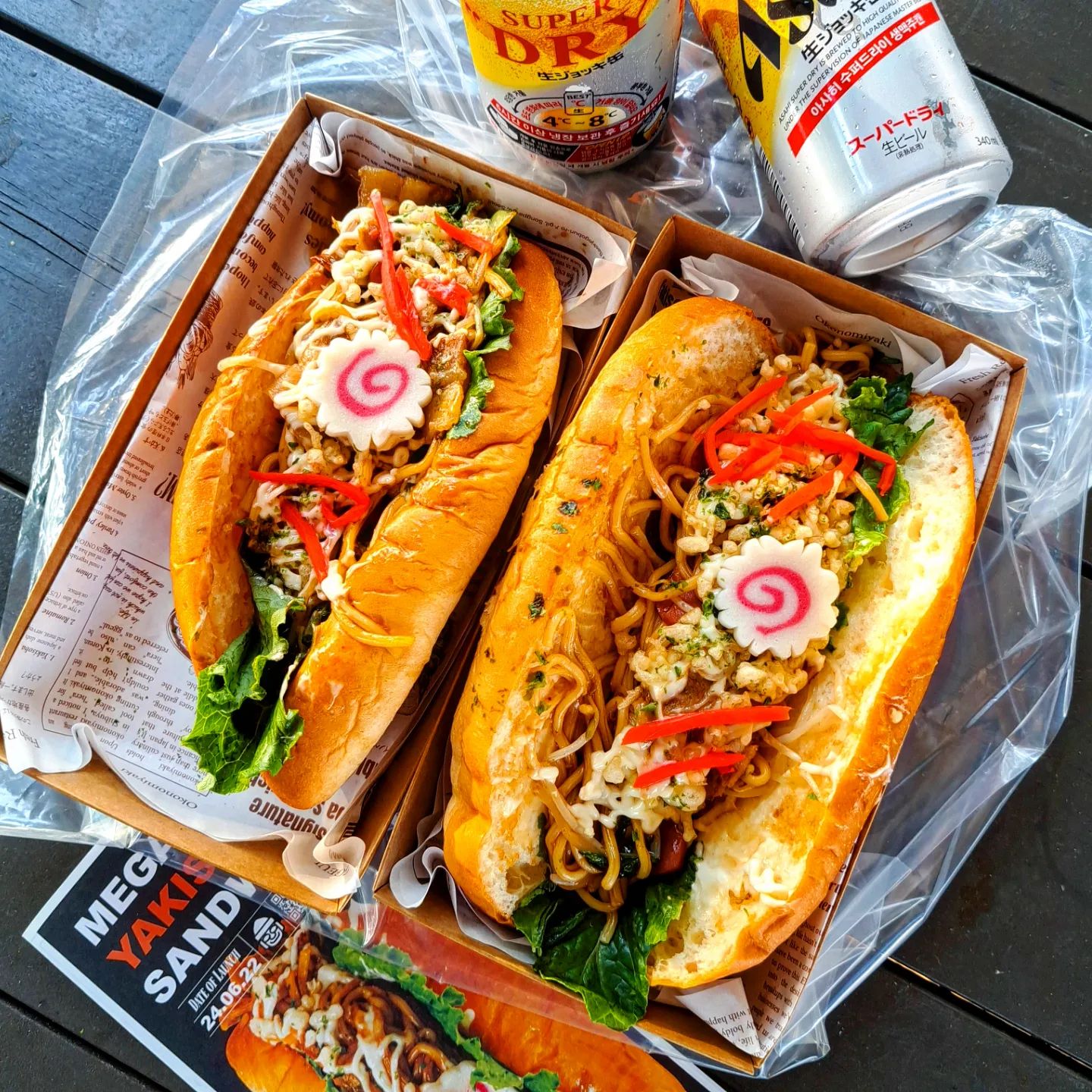 6/22 잠실 대왕 야끼소바빵 & 아사히 생맥 무료증정 이벤트 소식🔥
잠실새내에서 일본 오코노미야끼 & 해산물 전문점 끌에서 야끼소바빵 팝업행사 예정되어있는데 무려 무료 증정이벤트에요!♥️

끌 대왕 야끼소바빵 100개 & 아사히 생맥 200캔 무료증정한다고해요! 꼭꼭 가서 받아서 드셔야합니당!

ggeul_official 끌 공식 인스타그램으로 내용 공지된다고하니 꼭 참여해보세요ㅎㅎ

저도 이 소식을 알리기 위해 한발 먼저 다녀왔는데
잠실야구장, 석촌호수, 잠실 한강공원 등에 갈때 포장해서 가기 아주 딱좋은 대왕야끼소바빵 저도 포장해서 한강에 갔어요ㅎㅎ

끌 대왕 야끼소바빵 2개랑 아사히 슈퍼드라이 생맥캔 2개 들고 한강에 갔는데 완전 맛있음!!

매장 분위기도 겁나 좋아서 다음에는 매장에서 오꼬노미야끼 먹어보려구요

6월 22일부터는 다들 종합운동장 잠실 야구장 갈때 무조건 끌 대왕 야끼소바빵 포장해서 가세요 완전 양많고 맛있고 대박이에요~

대왕 야끼소바빵은 현재 테이크아웃만 가능할 예정이라고 하고 일 100개한정 수량이라고해요!

이번 이벤트도 다들 참여해보세요! 추천입니당ㅎㅎ

<자세한 이벤트 정보>
끌 인스타 ggeul_official

위치
서울 송파구 백제고분로7길 29 1층 끌
.
.
.
#끌 #잠실새내역맛집 #끌야끼소바빵 #잠실야구장 #이벤트 #종합운동장 #석촌호수 #잠실한강공원 #잠실야구장맛집 #종합운동장맛집 #석촌호수맛집 #잠실한강공원맛집 #아사히생맥주 #아사히생맥캔 #야끼소바빵 #야끼소바빵맛집 #잠실새내맛집 #잠실맛집 #종합운동장역맛집 #리뷰이벤트 #체험단이벤트 #체험단 #먹스타 #먹팔 #먹스타그램 #좋아요반사 #좋반