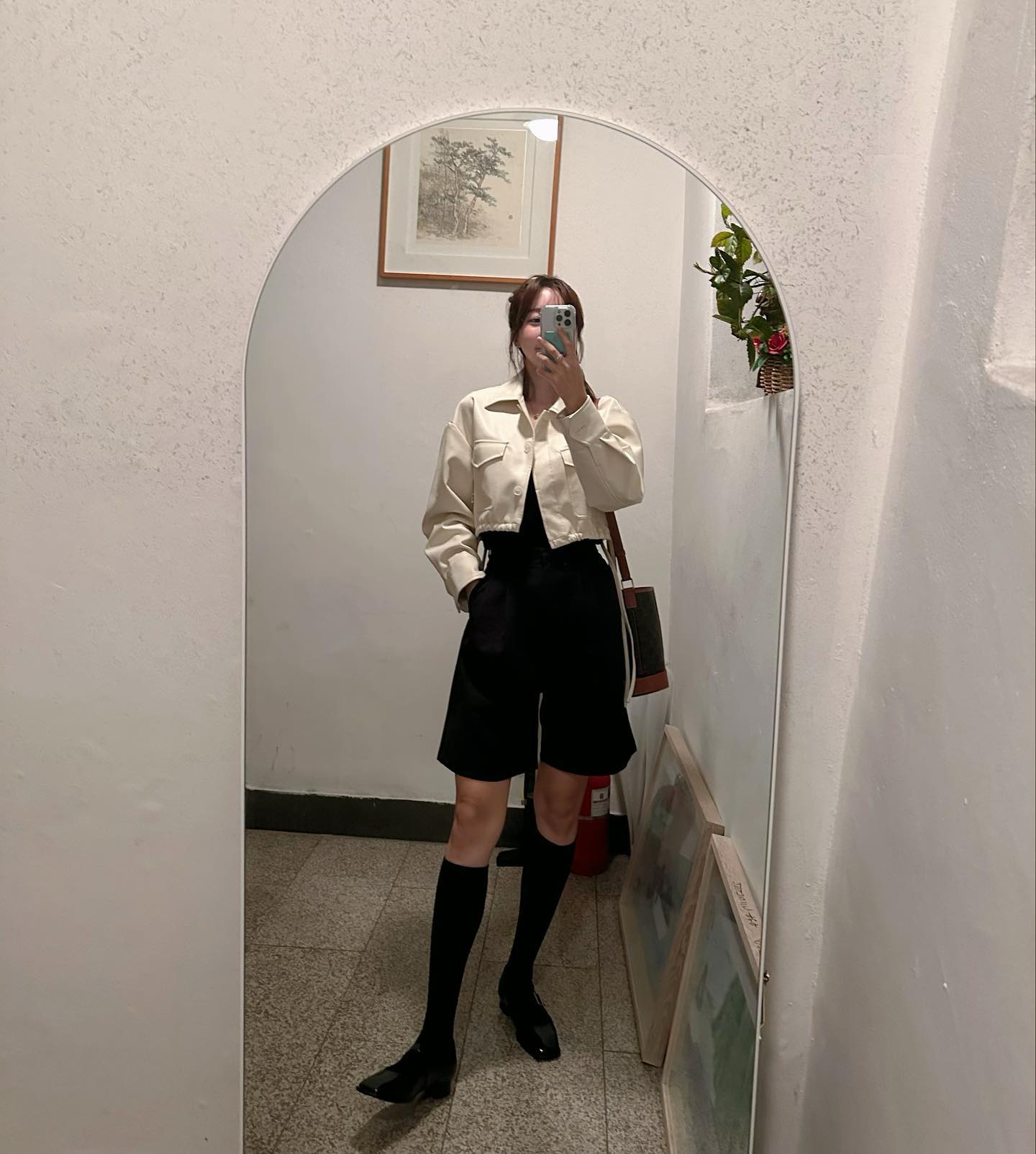 ღ
어제 오랜만에 누끼 따봄✌🏻
오늘 날씨는 더더더 좋기를✨
.
.
#빨리 #여름코디 원츄원츄