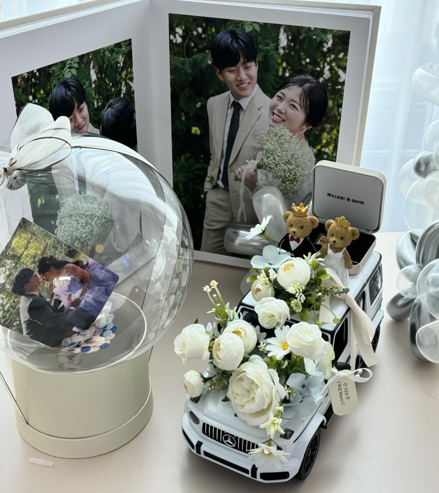 서프라이즈 장인 정은지
선빵 프로포즈 성공💗

몇날 몇일 고민하고 떨렸던… 최고 난이도의 서프라이즈 프로포즈🤍🖤

복잡한 표정으로 기뻐하고 행복해했던 재석이 ᩚ 
눈나가 잘해줄게 같이살ㅈr🤍

#선빵 #프로포즈 #선프로포즈 #답프로포즈 #결혼 #예비부부