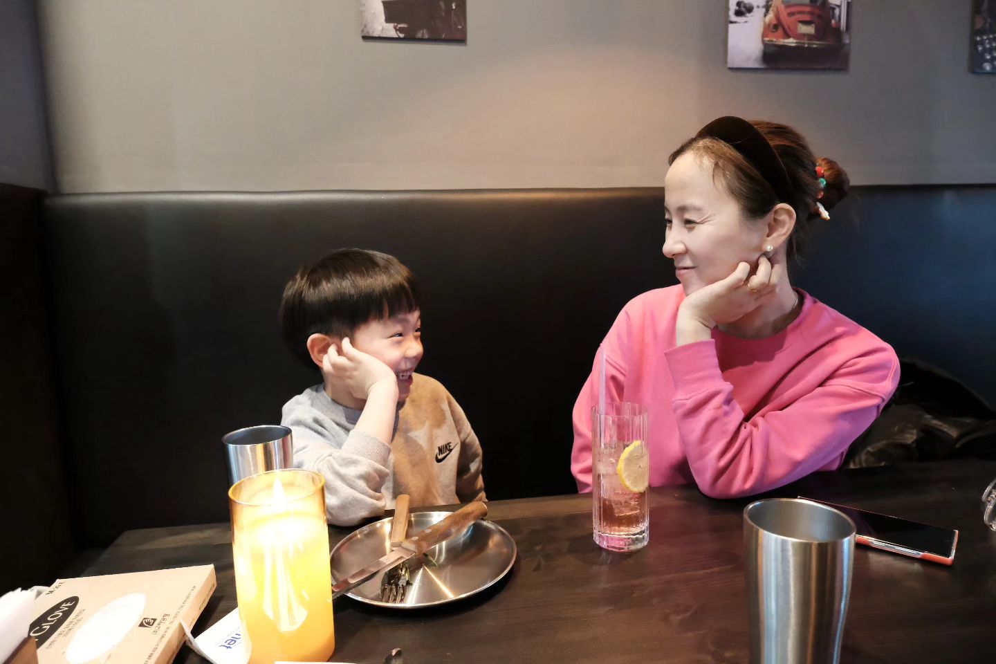 가게때문에 멀리 여행은 못갔지만 그래도 너와함께 영화보고, 눈놀이하고 맛있는거먹고 이것저것하다보니 크리스마스가 벌써 끝이네 ㅎㅎ 
근데 별거 안해도 너랑 있어 정말 행복했어~~♡♡♡♡

#팩하우스 #안산맛집 #크리스마스이브 #크리스마스🎄