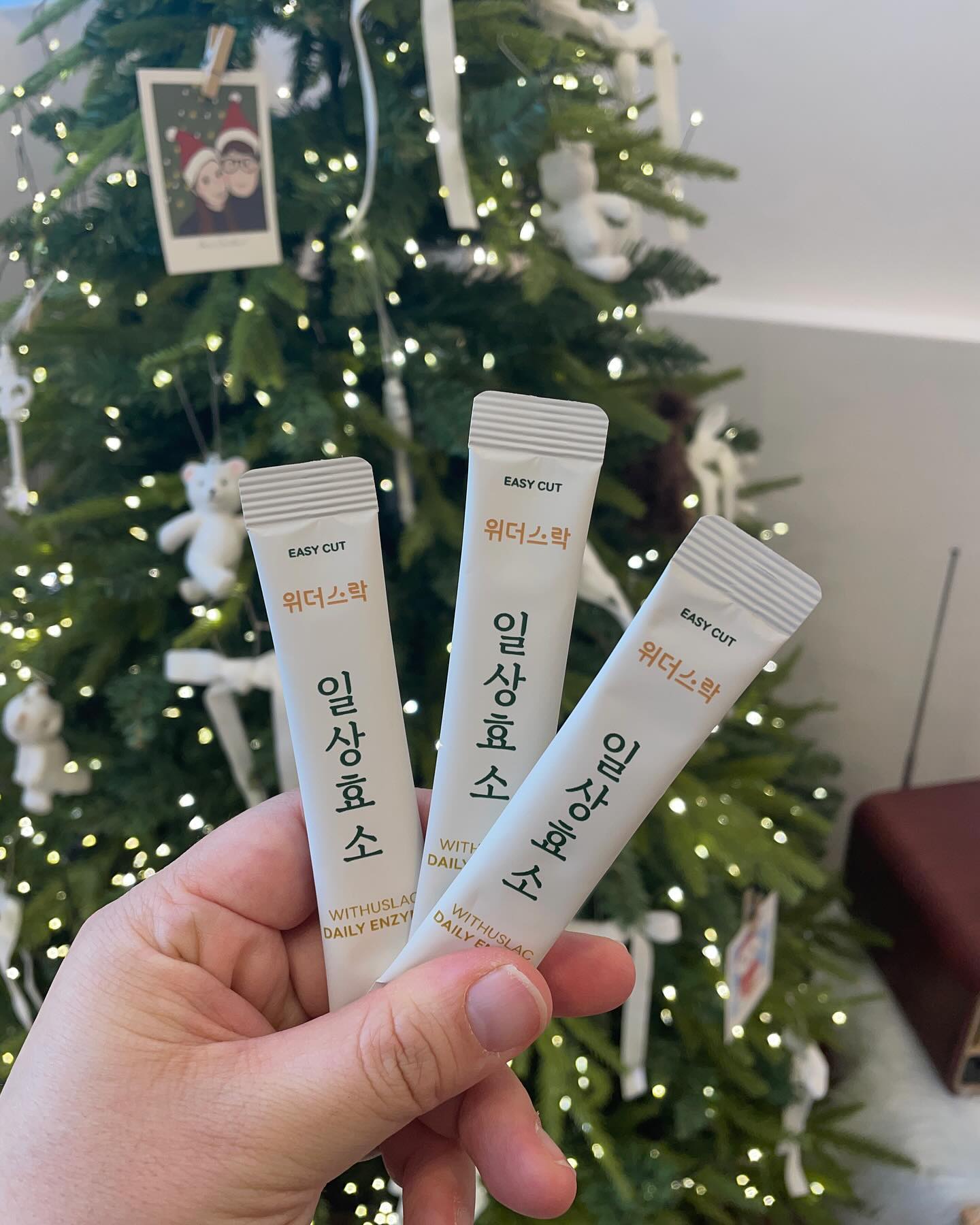 #협찬 #소화효소 위더스락 일상효소
정제효소가 아닌 자연발효 곡물효소
한국인 식단 맞춤 역가수치 502,000unit

곡물맛은 질리지 않고, 호불호가 갈리지 않는 맛인거
같아요! 새해 다이어트 결심을 다시 하게되면서
먹기 시작한 위더스락 일상효소는 식이섬유가 25%
함유가 되있고 부드럽고 고소한 맛으로 먹기가 좋아요

15가지 곡류, 콤부과채복합효소,
19종 혼합유산균뷰터 사과초모식초까지
속이 더부룩할때 도움이 되는 거 같아요~

#곡물효소 #임산부효소