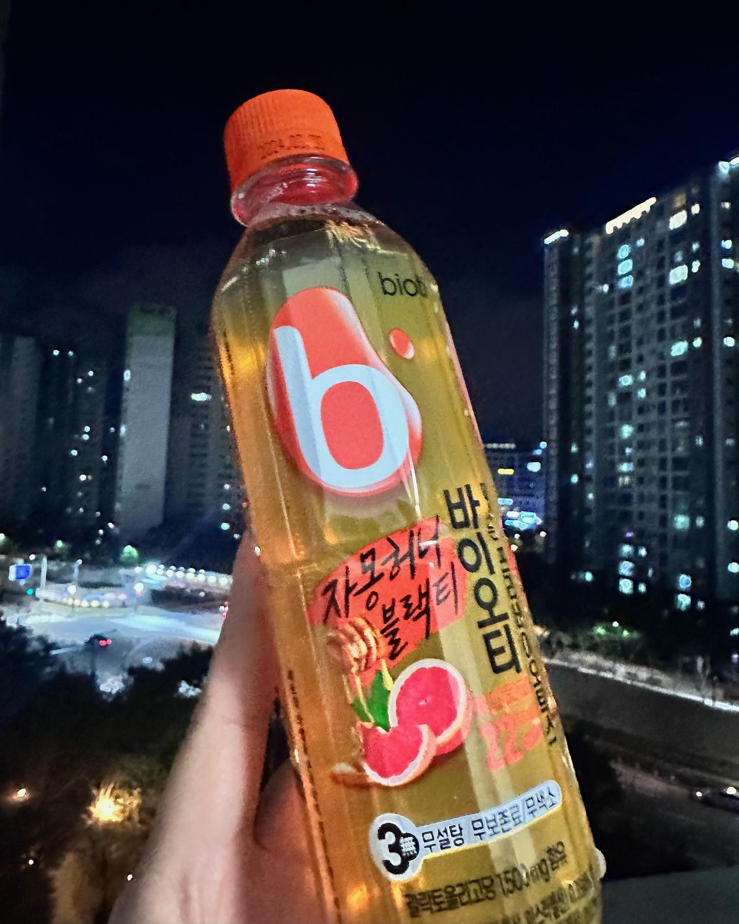 자허블 러버로써 너무 맛있게 마시고 있는 바이오티 프리바이오틱스 음료🧡
무설탕이라 22kcal 최고😀

bioti_official #바이오티 #프리바이오틱스 #변비탈출 #저칼로리음료 #챌린저스랜선대회