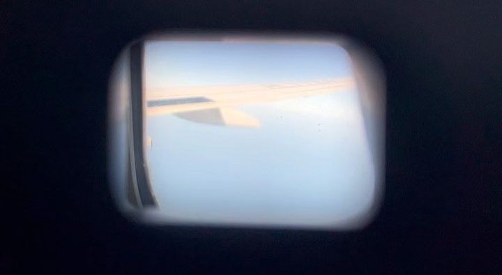 ✈️
