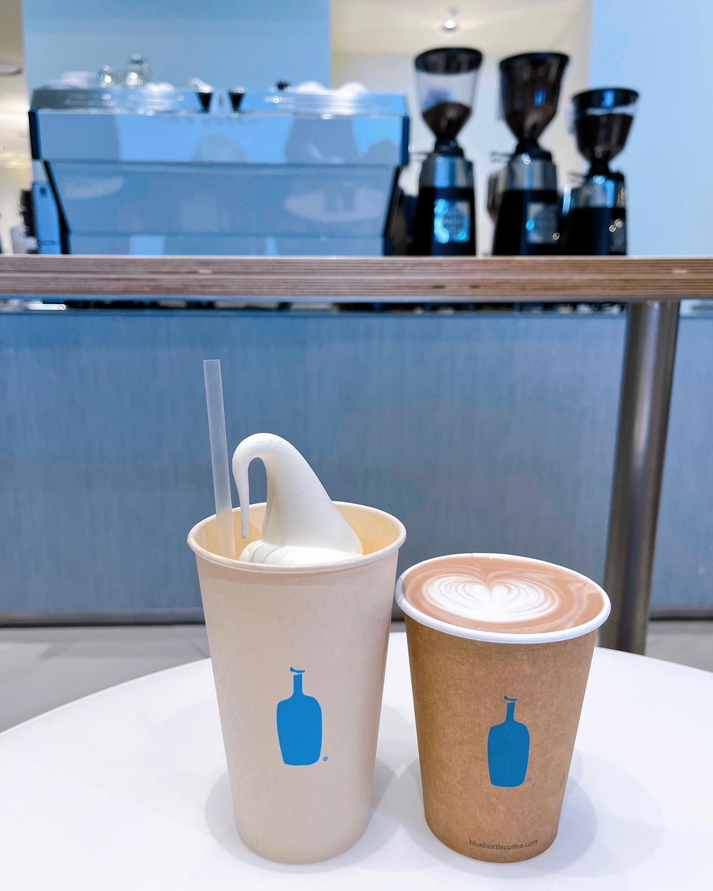 긴자에서 실패한 거 이번엔 성공 💙
#bluebottle