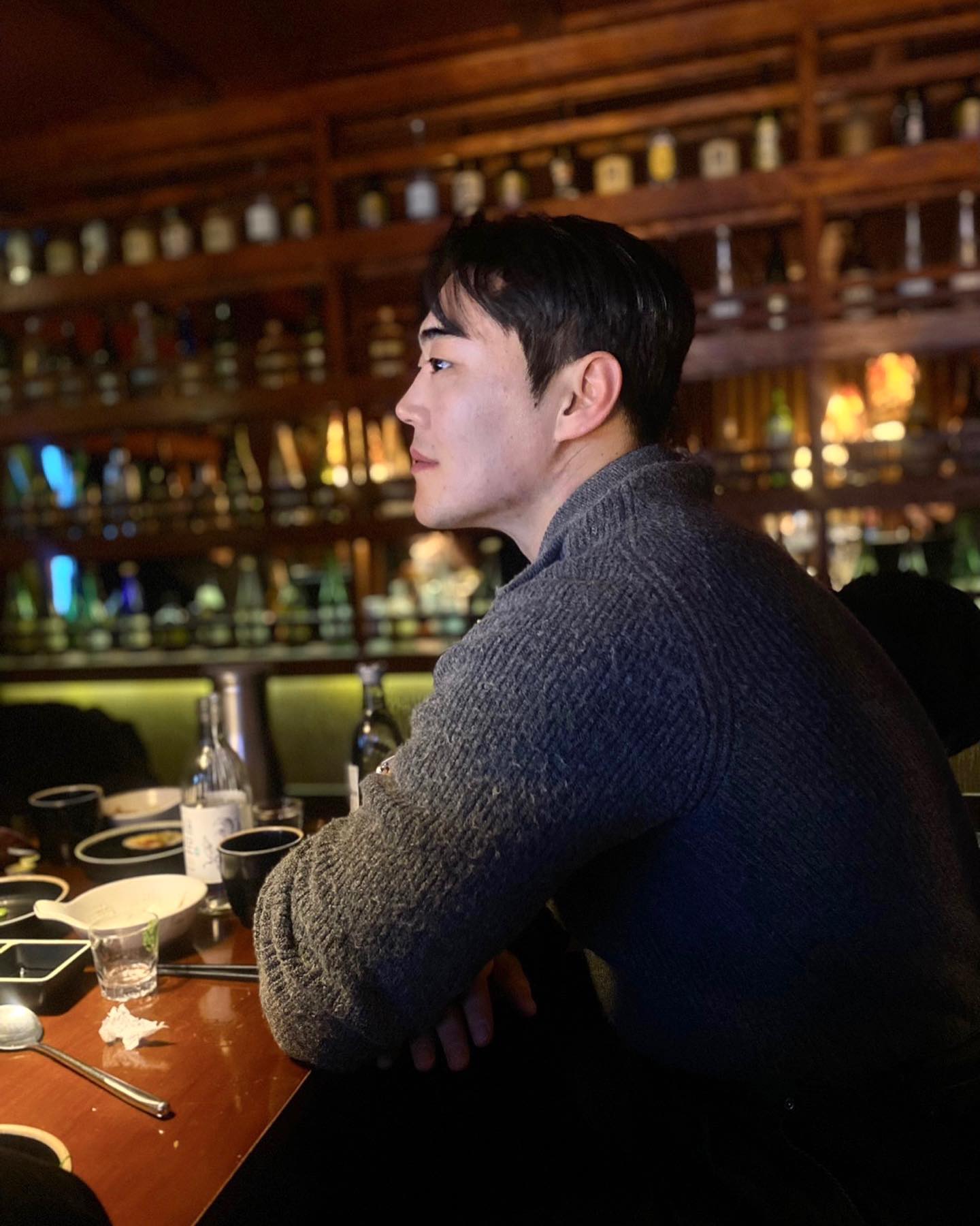 가끔 술에게 먹혀 맛탱이 가서 멍청해보일때가 있거든요. 
#지금이순간#얼굴에술이꽉찼네