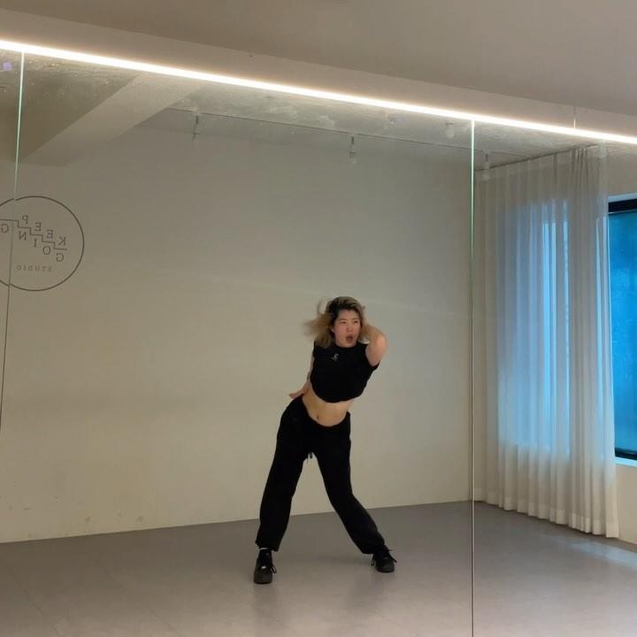 #popup
4/18 PM 7:00

좋은 기회로 nest_dancestudio 에서 팝업을 하게 되었습니다!
신청은 네스트 댄스 스튜디오 인스타 계정으로 DM주시면  됩니다!
위에 안무로 진행할 예정이며 어렵지 않아요!!
다함께 즐기면서 춰봐요!!♥️
-
#choreography a1pha_ca 
#music beyonce - SUMMER RENAISSANCE
-
#choreo #dance #춤수업 #댄스수업 #beyoncé #summerrenaissance