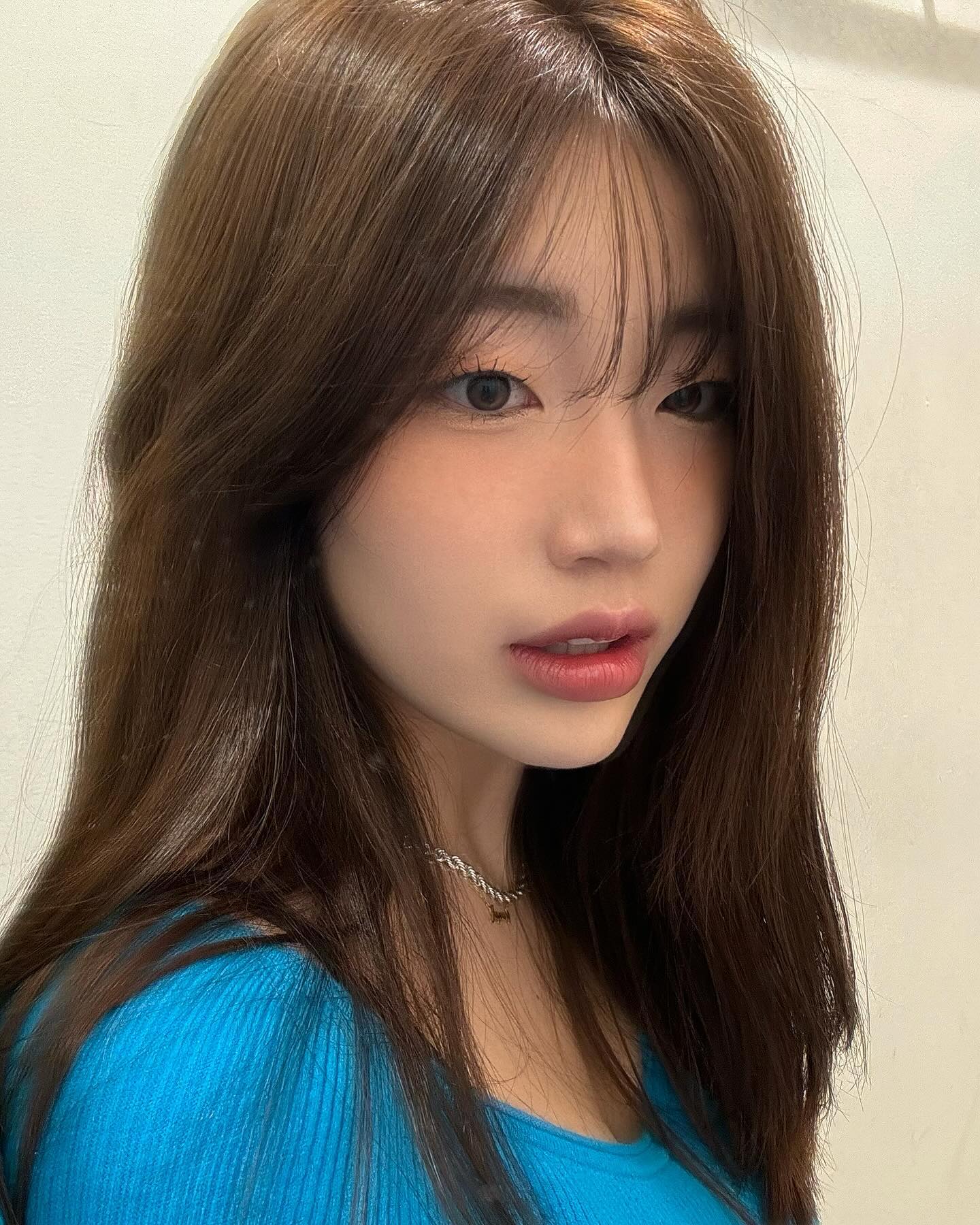 머리스탈바꾸고신난나에요.💃🏼그치만뿌탈할생각하니까넘귀찮네오.🙎🏼‍♀️?