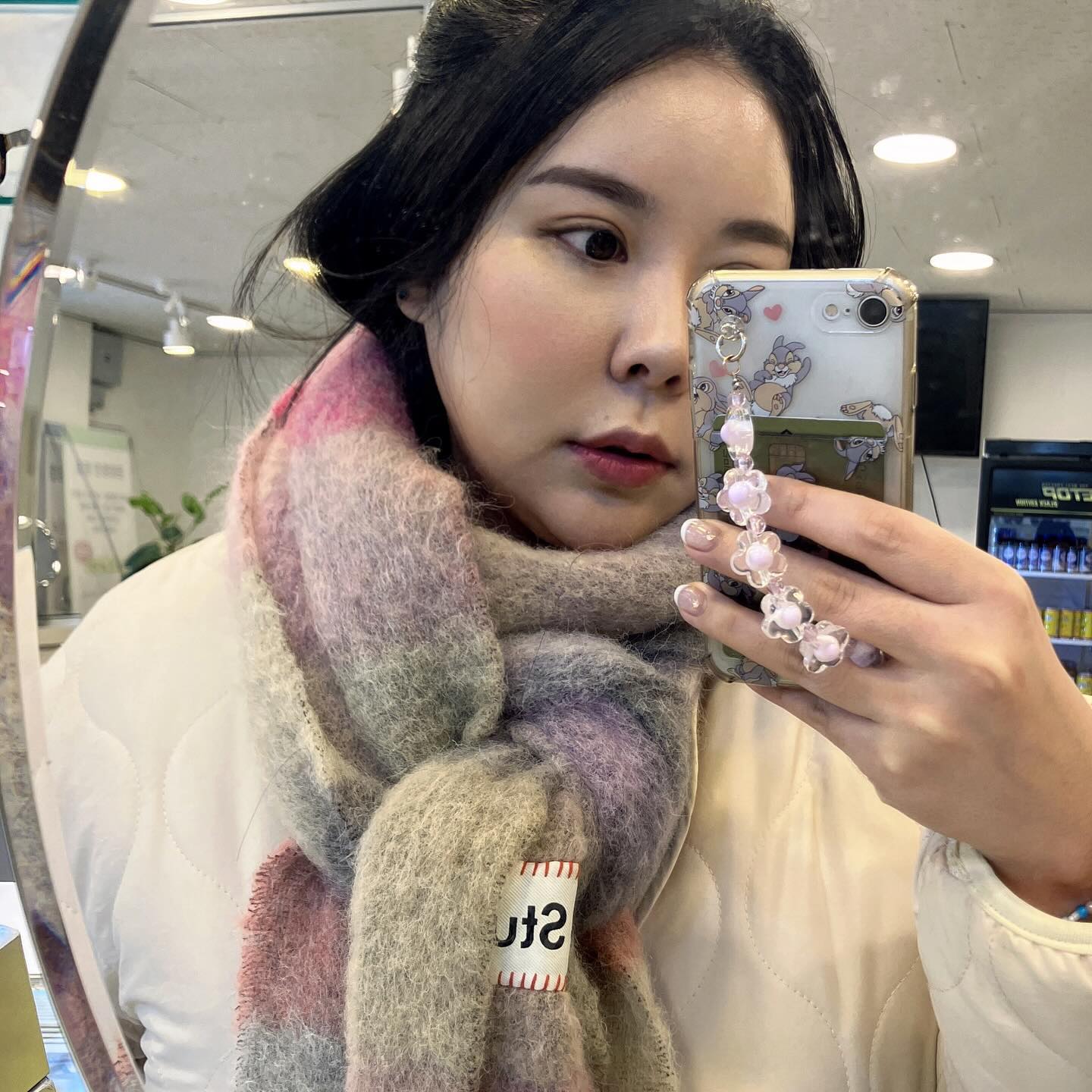 #나는야심부름꾼🐹 

렌즈사다조, 밥해조,빨래해조,,,,
놀아조, 목살 만지게 해조,,ㅋ
그래도 괜찮아😌... 

월급 많이 주니,,아니!!! 사랑하니까!!!❤️😝