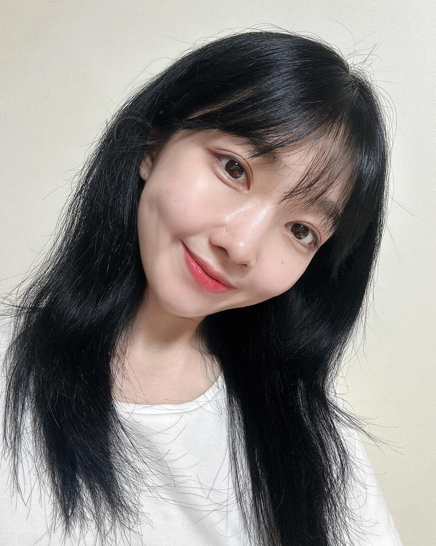 #협찬

압구정 미용실 [ 해피니언 압구정로데오점 ]
[ 예림 디자이너님 ] 께 예쁜 블랙염색 시술 받구왔어요🖤

딱 제가 원하는! 블루끼가 살짝도는 블랙컬러로!
클리닉도 함께해 염색 하고 나니 머릿결도 더 부드러워진...😆

압구정 미용실 여기러 정착🫶🏻

happynian_lim 
happynian_apgujeong 

👣서울 강남구 신사동 661-7 해피니언압구정로데오점 4층
✔매일 10:00 - 21:00
✔네이버 예약

#압구정미용실 #신사역매직 #압구정염색 #신사역미용실 #가로수길미용실 #해피니언 #해피니언압구정로데오점