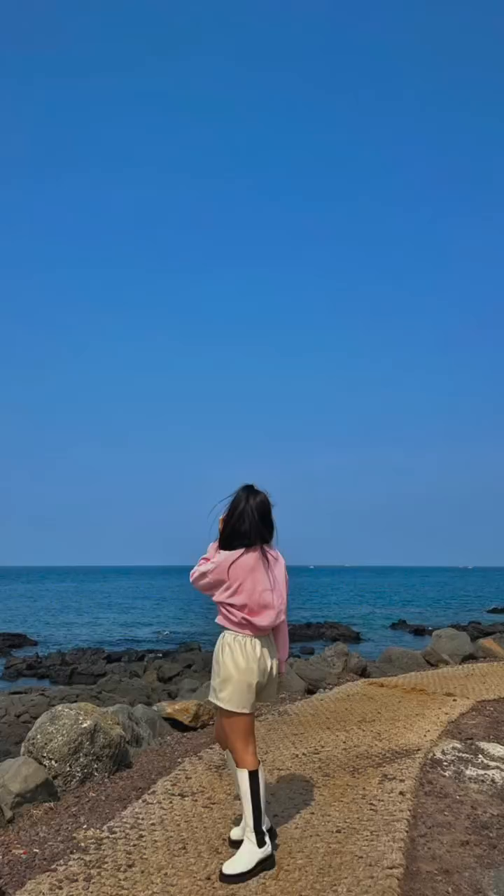 ⠀
2023년 중 제일 행복했던 부분들만 모아:)
사진을 더 추가하고 싶었던걸 보니
이번년도도 열심히 행복했구나ㅎ.ㅎ
2024년도,내 첫 30대도 잘 부탁해 🙏🏻