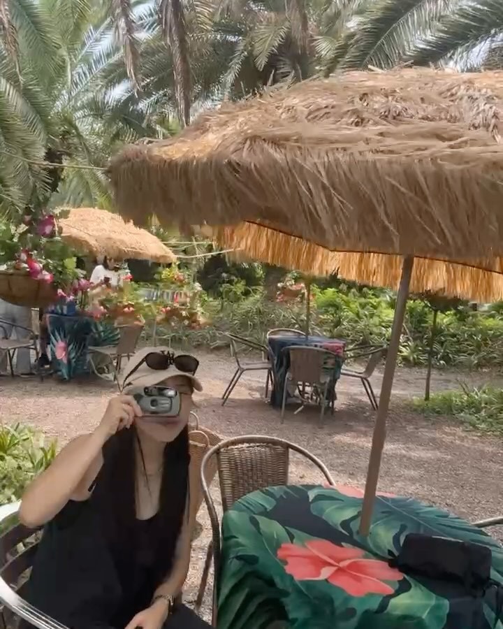 영양가 가득한 8월의 제주🌴

▫️새별오름=🧗🏻‍♂️
▫️햇볕=😎🥵
▫️눈호강=🐶👍🏻

서프라이즈 여행 선물 덕분 8월 잘 마무릐➖
#여행스타그램 #데이트그램 #그래그램