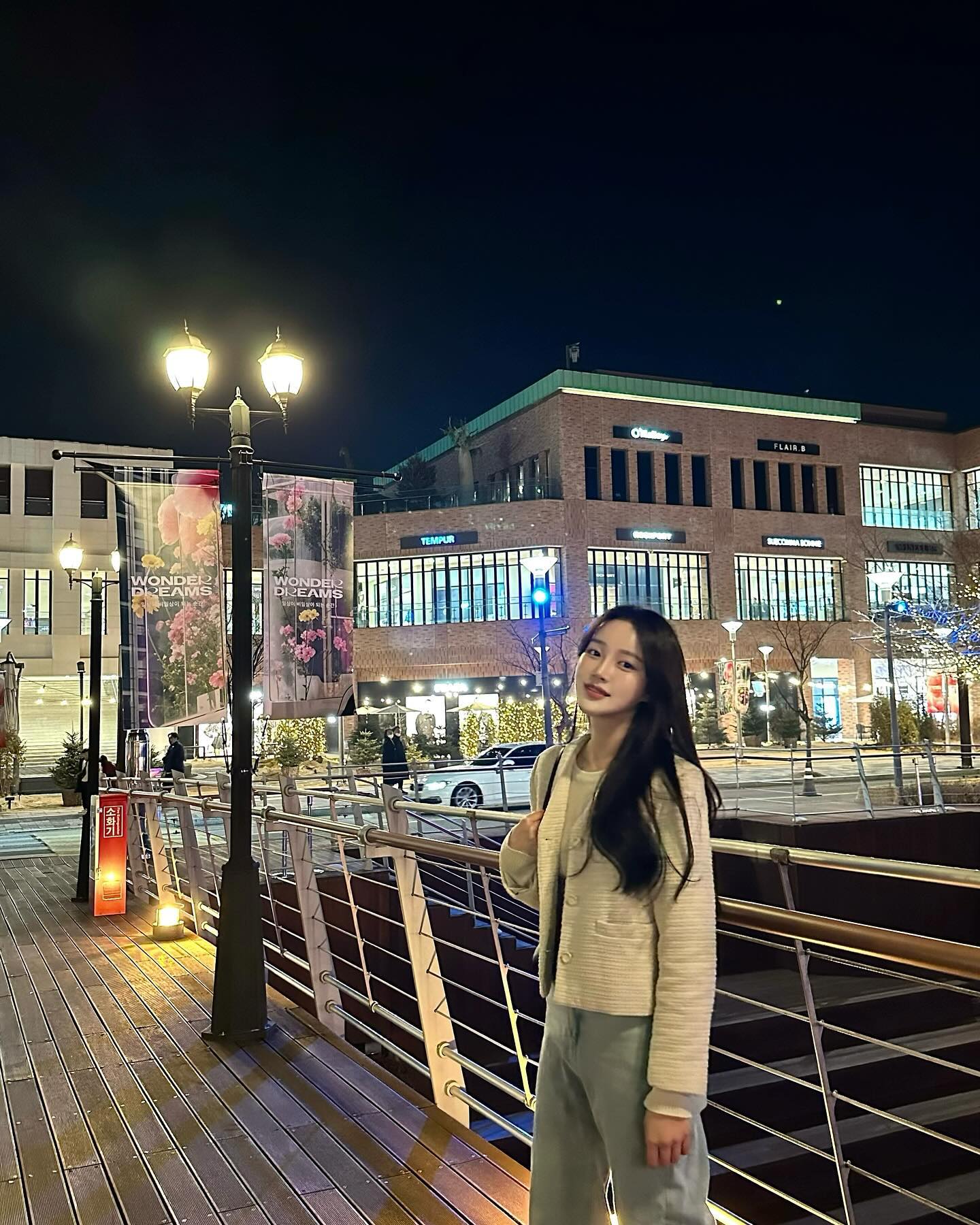 주말 나들이 🤍🛍️✨