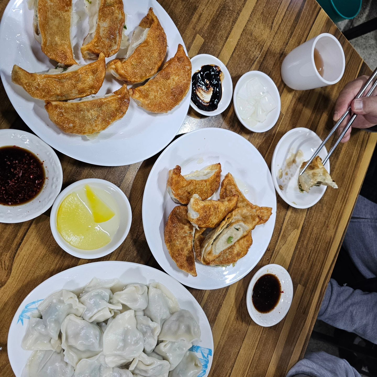 만두러버♡ 한달에 한번 꼭 가는구나 ㅋㅋ
.
.
.
.

#영생덕 #만두스타그램 #만두 #만두맛집
#만두전문점 #친절한듯친절하지않읏 #만두만맛남