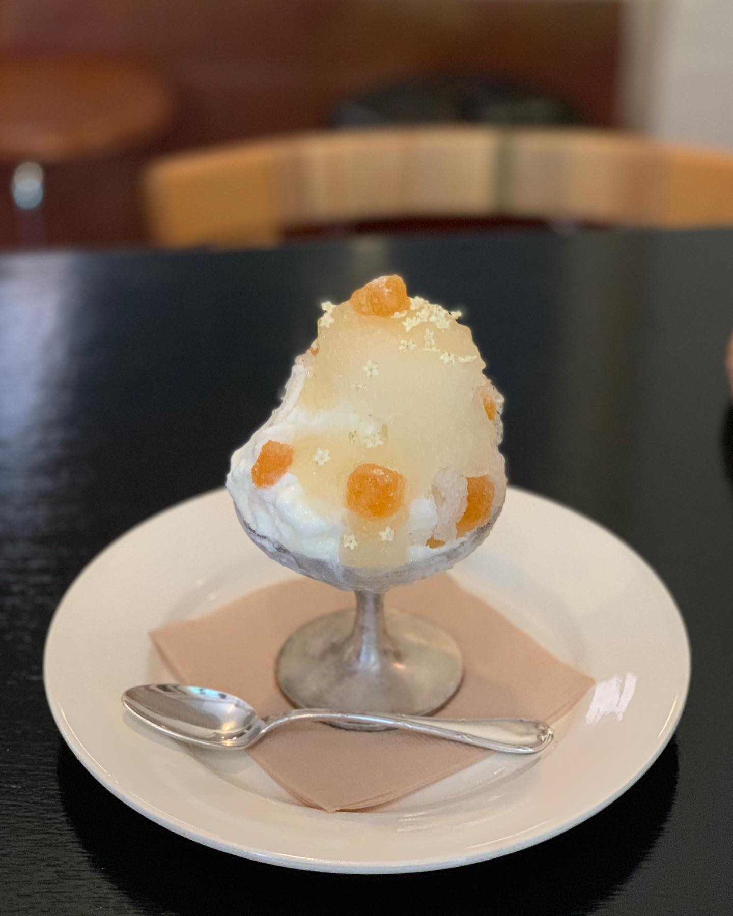 올레무스✨
✔️베케이션
-
-
전혀 상상해보지 못한 조합에서 절대 상상할 수 없는 맛이 남🥹
맛도 식감도 플레이팅도 그저 놀라움 ㅠ
#림죠_디저트