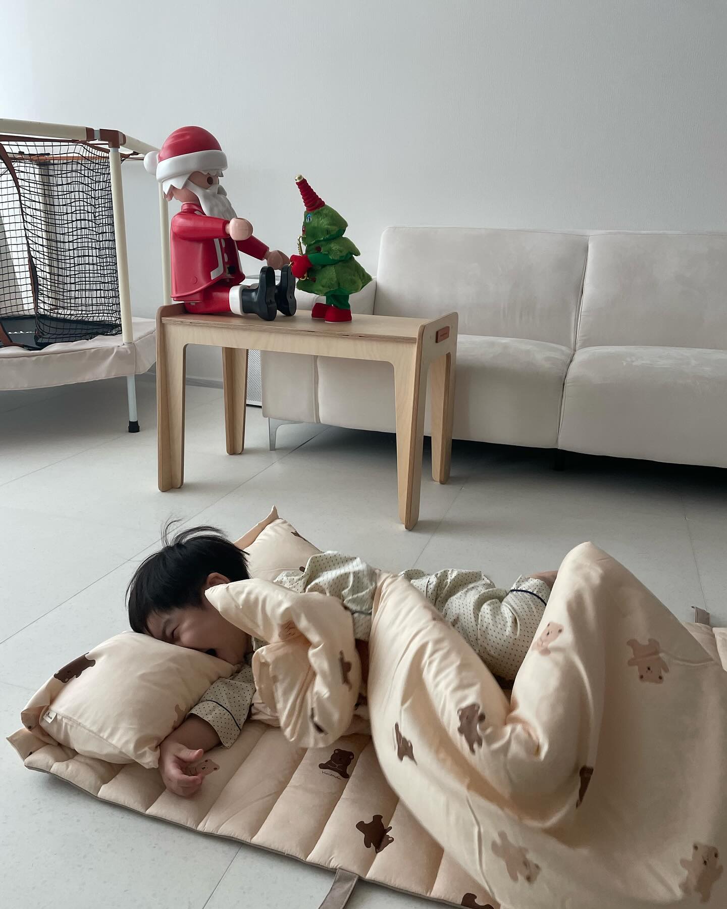 👦🏻😸🎄💕