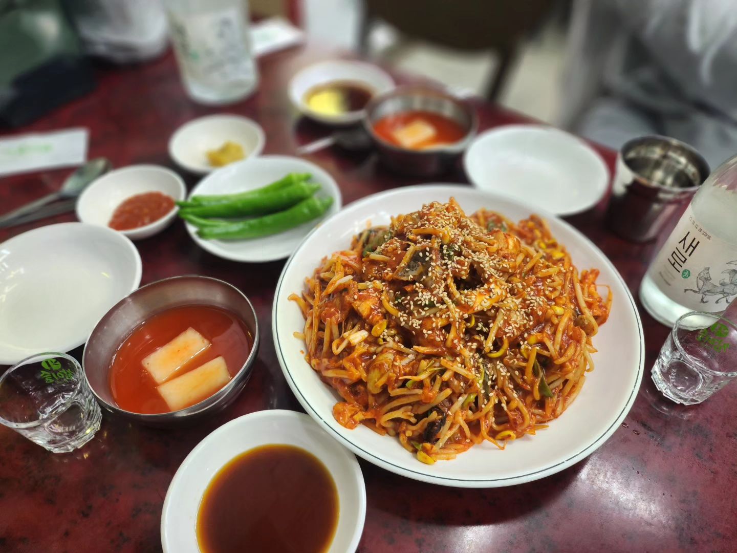 서울에서 아귀찜을 처음 만든집이라니 
왠지모를 뿌듯함♡

종로아구찜집 옛날집 낙원아구찜에서의
맛있는 식사🍲

#협찬 #옛날집낙원아구찜 #옛날집낙원아구찜집 #낙원상가아구찜 #낙원상가맛집 #종로아구찜골목 #종로아구찜 #종로맛집