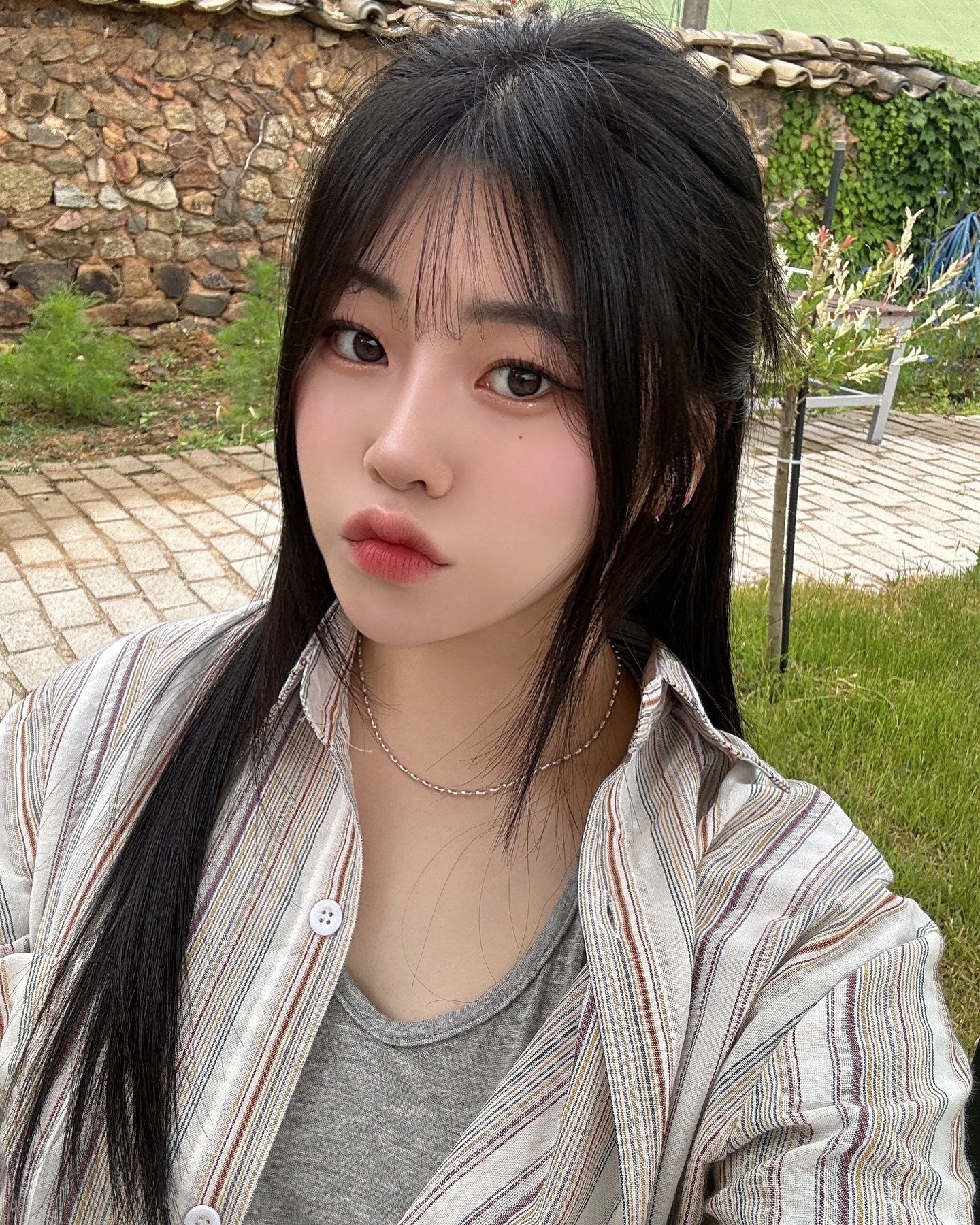 거의 한 달 전 사진을 이제 ..!😵‍💫