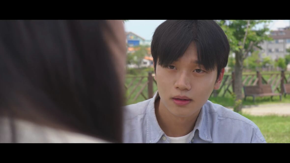 단편영화 비행운🎥 지호 역을 맡았습니다😊

무덥고 힘든 촬영 현장이었지만 전주에서 다른 배우분들과 스태프분들과 함께 열심히 촬영했던 기억이 나네요😊
감사했습니다👍