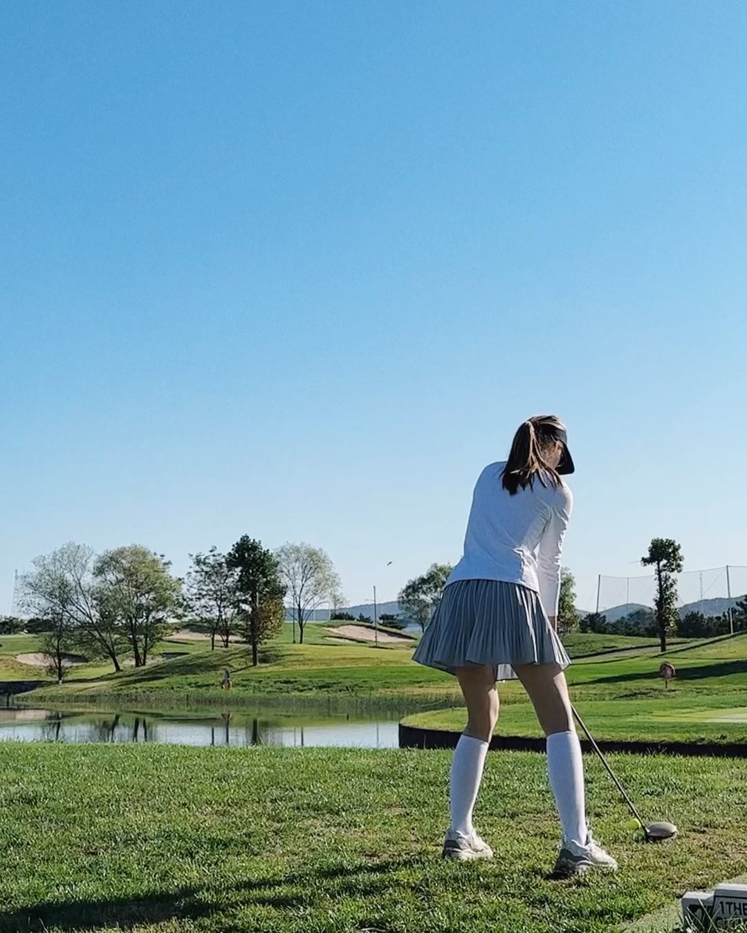 골프 레슨 2주동안 받고 처음 필드에 나갔어요. 지금은 많이 부족하지만 연습 계속하고 실력 늘리도록 하겠어요 ✊🏻
.
.
.

#외국인모델 #외국인여자모델 #외국인 #골프모델 #모델 #골프 #촬영 #촬영문의 #모델문의 #골프웨어 #일반인모델 #광고모델 #여자모델 #패션모델 #뷰티모델 #룩북모델 #스포츠모델 #쇼핑모델 #피팅모델 #의류모델 #화장품모델 #가방모델