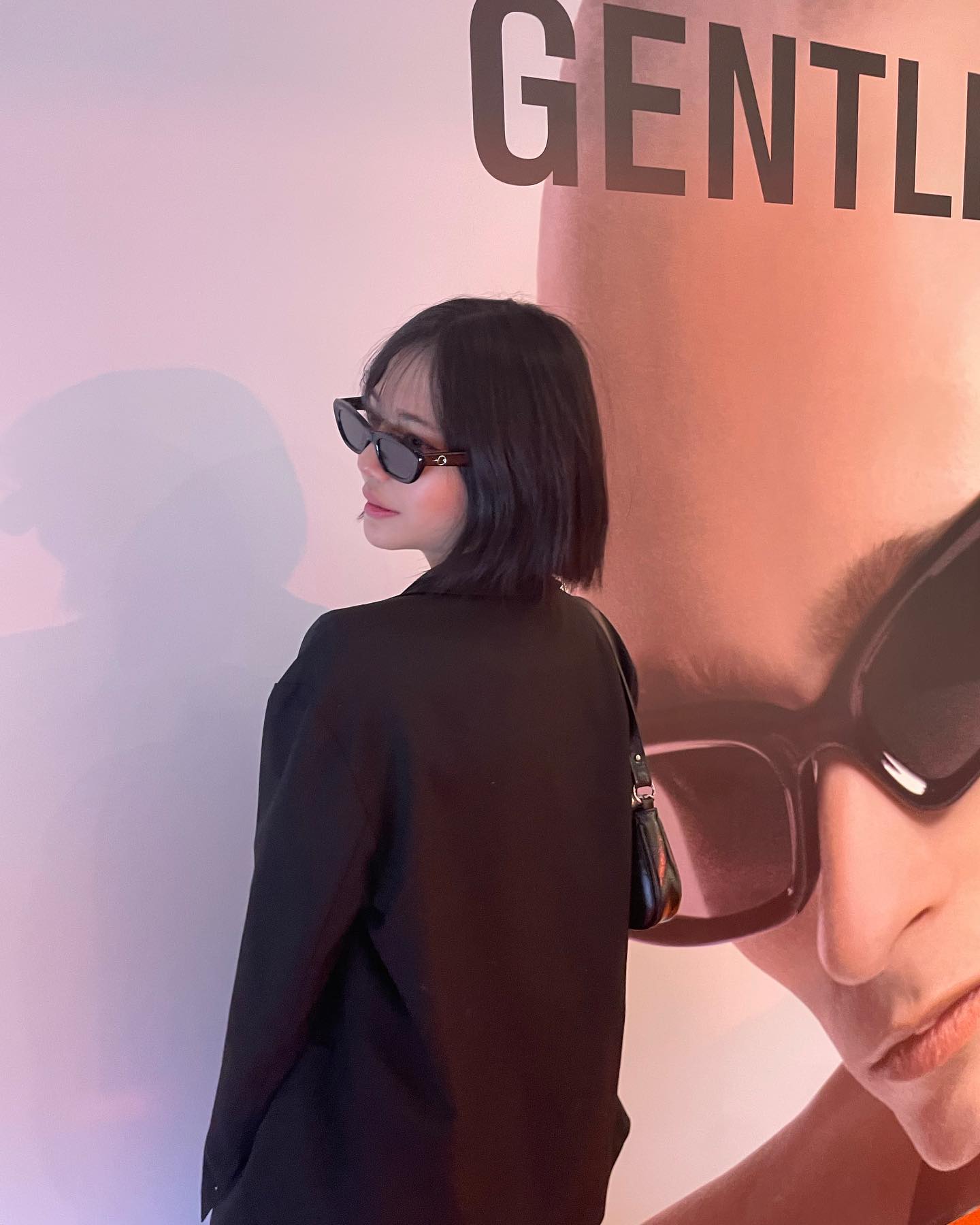 🕶