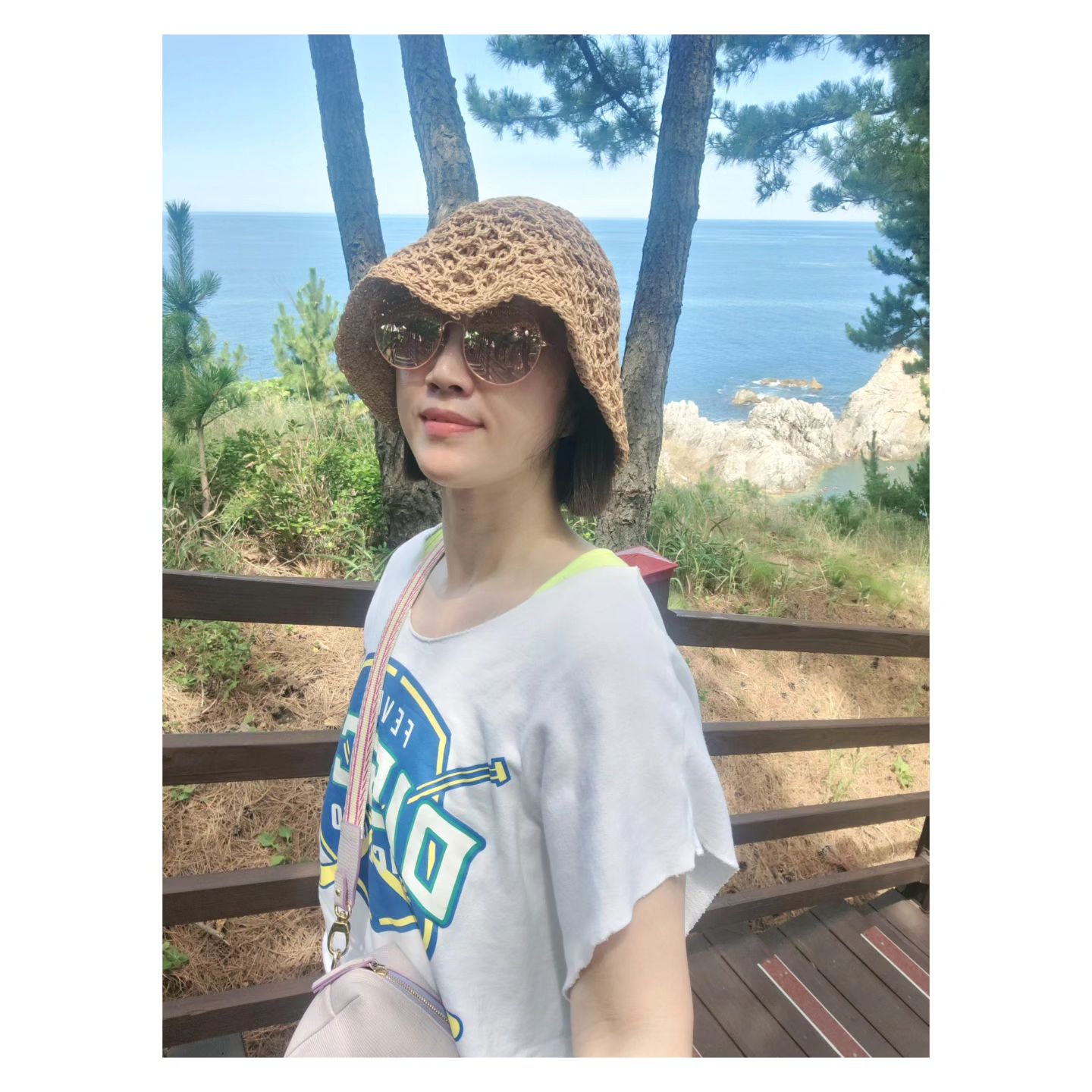 ⛱️매년 같은 곳에 오지만
매년 다른 느낌으로 ~~
#휴가중

휴가지만 틈틈히 일 처리하는 나~~
그래야 #맘이편해

#메이크업우쌤
#동해바다 
#쉬는시간
#휴가철 
#후포리