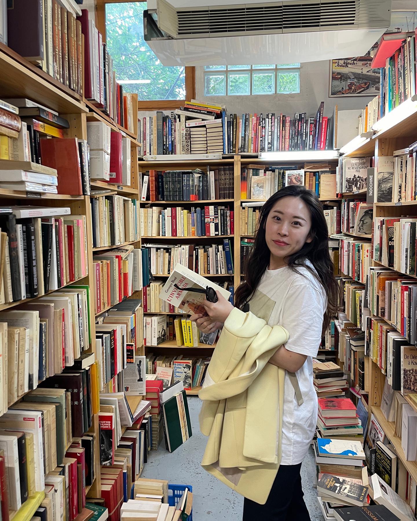 기록을 안하다보니 아쉽게 
휘발되는 기억들이한바가지...
일상을 비슷하게 보내면  뇌는 지나가는 시간들을
더 빠르게 흐르는걸로 인식한데요.
오늘은 다른길로 걸어보거나 해보지않았던 도전을
해보는 하루이길 바래요🌷
결론은 해외가고싶다......^^^
