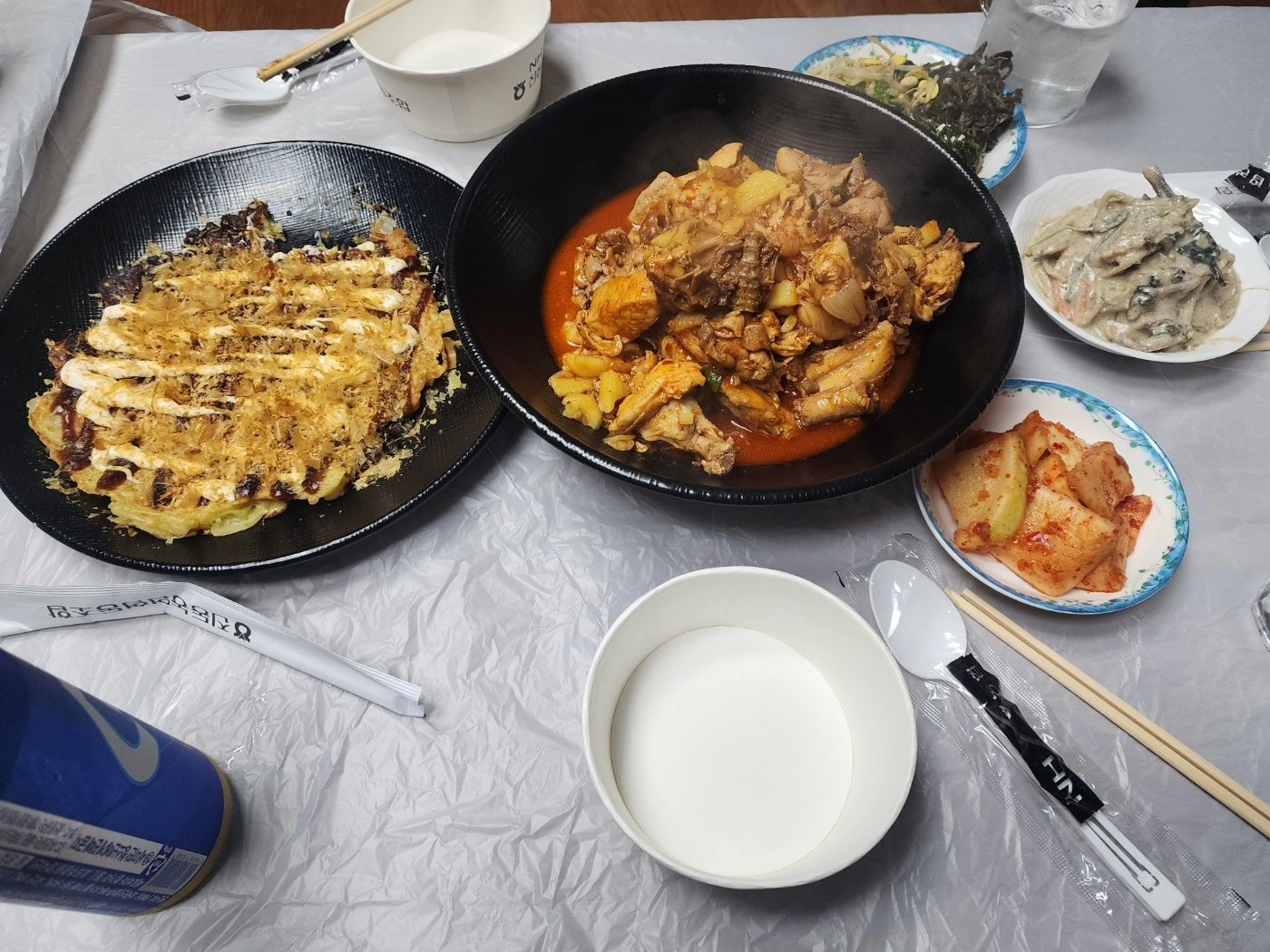 #주말모임 #오코노미야끼 #닭볶음탕🐓 #연어사시미🐟 #육사시미🐮 #이번주말도알차게보냈다✌️ 
#엄마는자유부인