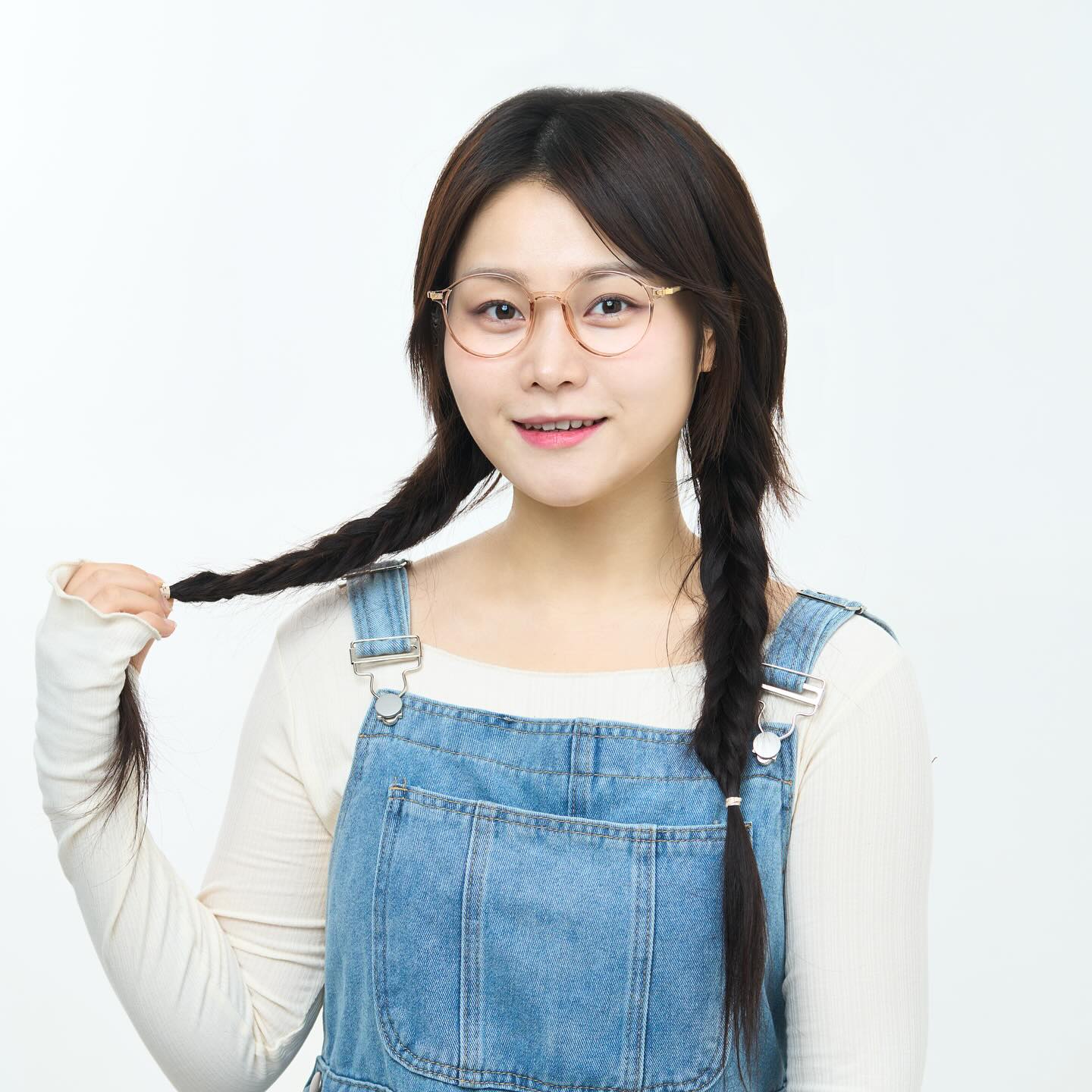 이건 살짝 #캐릭터 #프로필 #마일로그래피