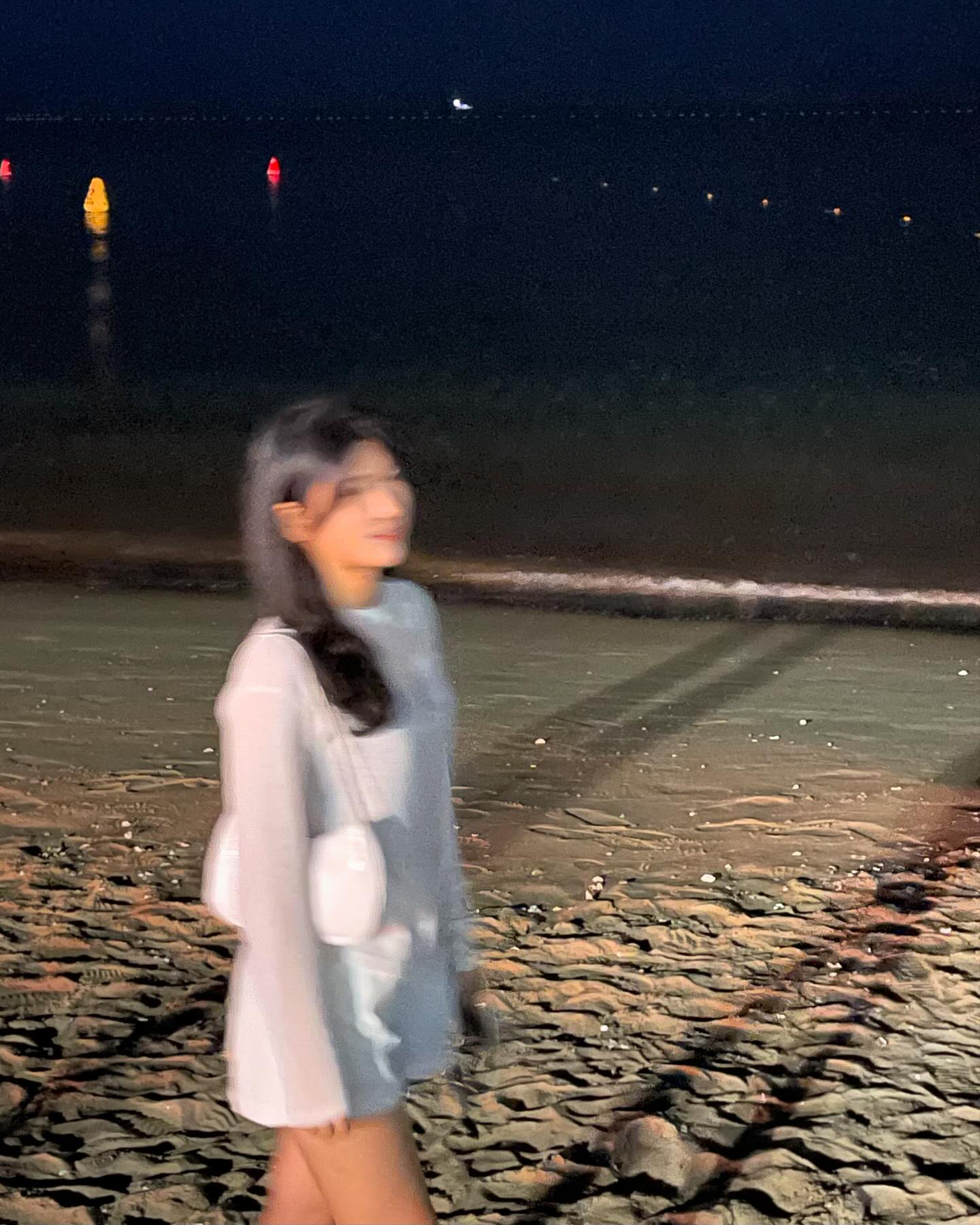 스으윽