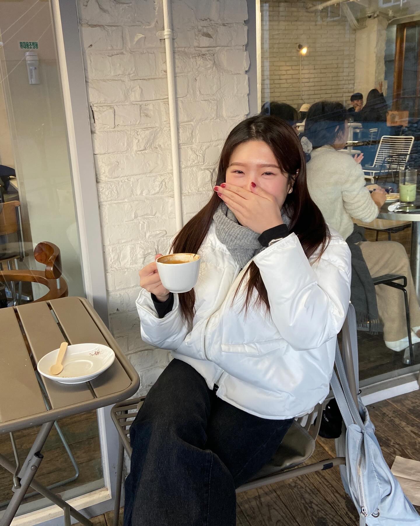 오후 4시에 첫끼로 베이커리 와방방 먹고 배불러서 슈하스코 조금밖에 못먹은 하루🥹
ps, 교보문고만 오면 항상 힐링—— ♥