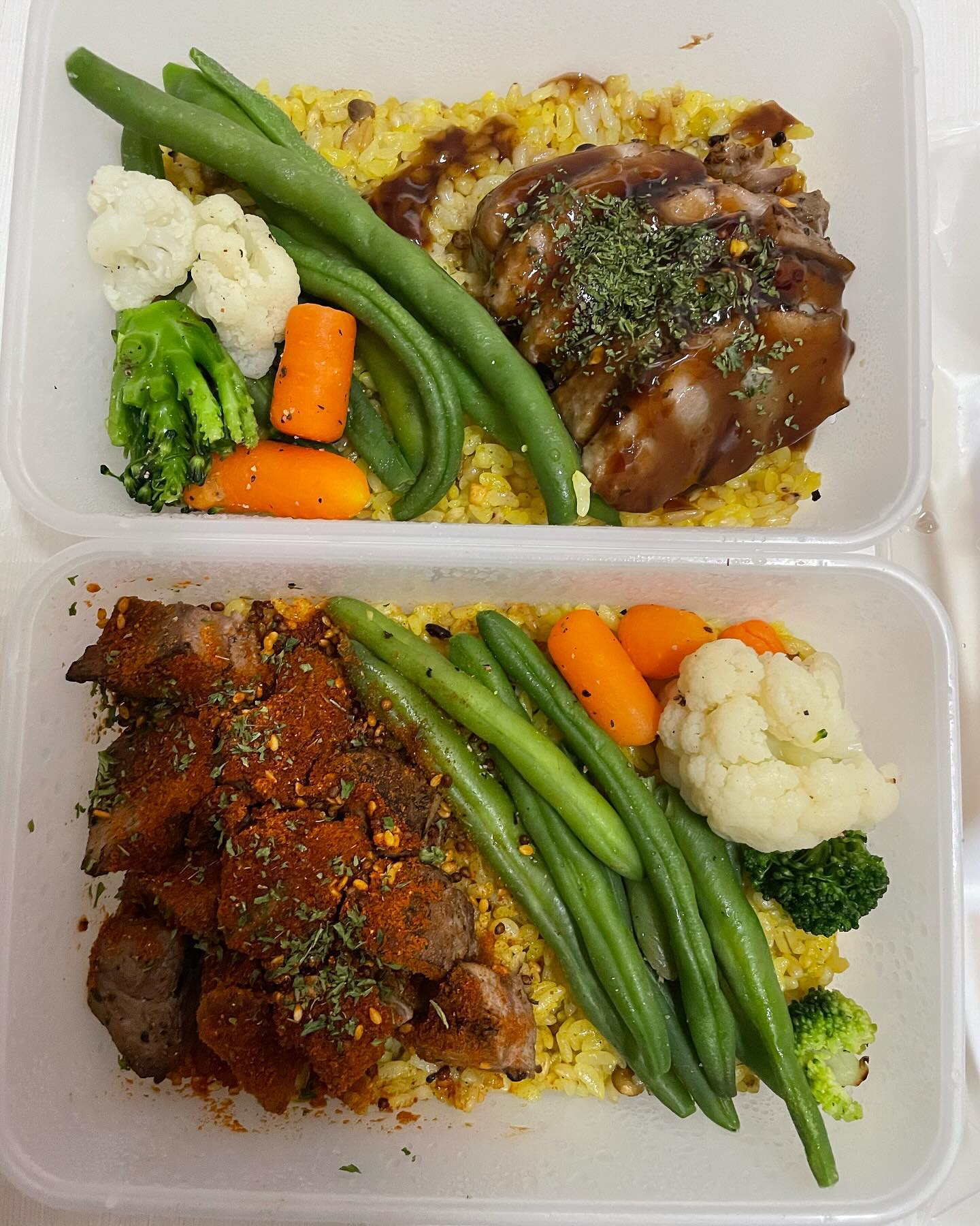 🤍짐키친 울산 삼산점 gymkitchen_samsan

💪 다이어트를 위해 짐키친을 선택했어! 건강한 식사를 원하면서도 맛있는 걸 먹고 싶어서! 여기서는 시그니처 메뉴인 닭가슴살 샐러드와 건강음료가 많아! 단백질충전에 제격🫶나는 램스테이크/ 오리스테이크 선택! 칼로리는 적당하면서 영양소도 균형있게 들어가서 정말 만족스러워!

🥗 시그니처 메뉴는 건강식을 찾는 사람들에게 딱이야. 단백질 중심으로 탄수화물 제한이랑 필수지방이 함유돼서 다이어트에도 딱이야! 건강을 생각하는 모든 분들이 좋아할 거야.

🚗 삼산공영주차장이 가까워서 차로도 편하게 방문할 수 있고, 다양한 제휴할인도 준비돼 있어. 직원들도 너무 친절해서 더 기분 좋게 식사할 수 있어! 함께 건강한 식사를 즐겨보자! 💪🥗✨

헤쉬태그N
#울산맛집
 
#울산삼산동맛집
 
#울산달동맛집
#울산남구맛집
 
#울산다이어트
#삼산동다이어트
 
#달동다이어트
 
#울산짐키친
#짐키친
 
#짐키친울산점
 
#삼산동샐러드
#울산남구샐러드