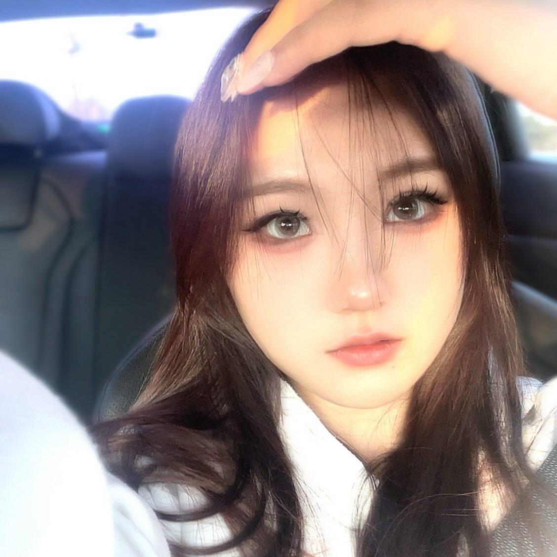 앞머리 자르고십따
