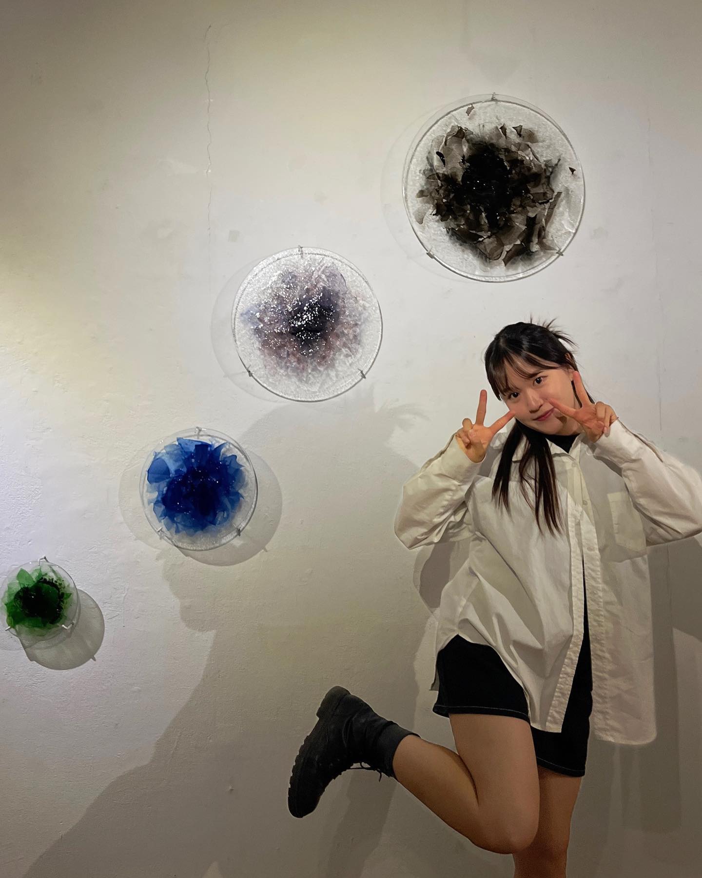 매우 늦었지만.....
청구전 보러 와주신 분들, 따로 연락 주신 모든 분들에게 감사를,,🙇🏻‍♀️🤍🫶🏻💐
앞으로도 열심히 작업을 해보겠슴니다