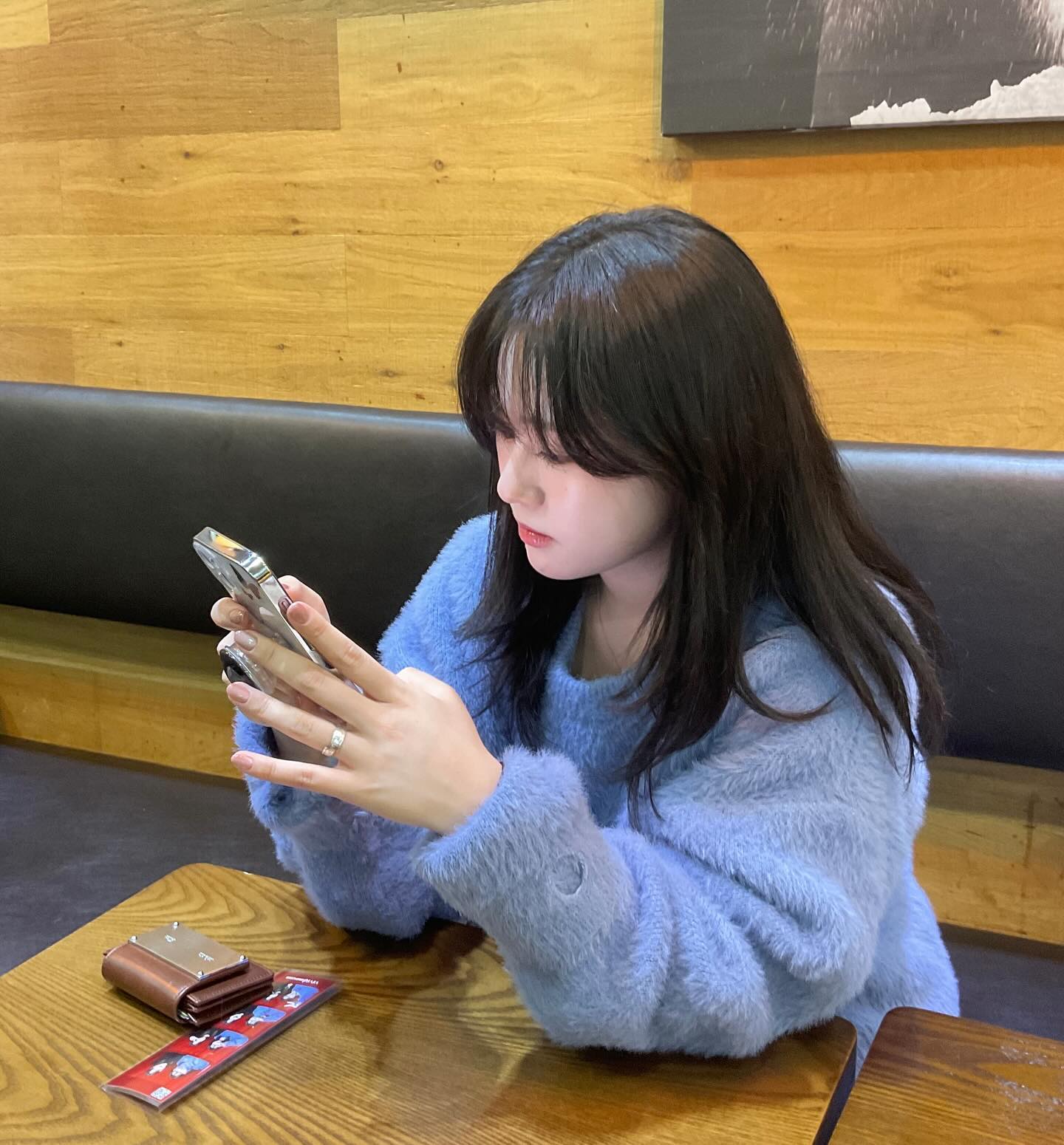 철저하게 하젼한테 조종 받고 나온 샷✌️
yrdiyod21