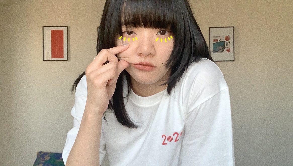 아직 피지 못한 꽃 같은 일상이구나