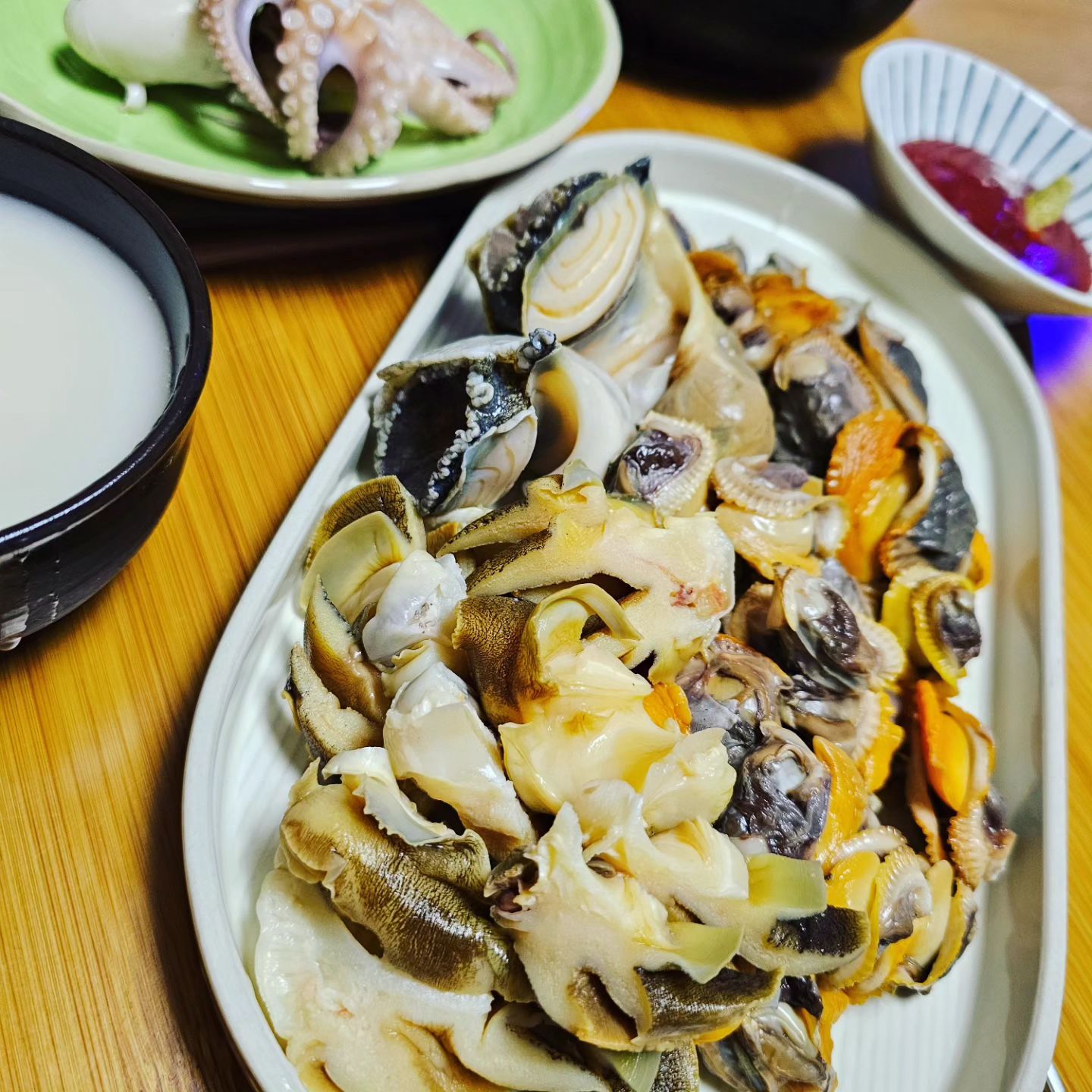 독산해수욕장 해루질 조과. 막걸리로 힘듦을 마무리.

#독산해루질 #독산해수욕장 #해루질