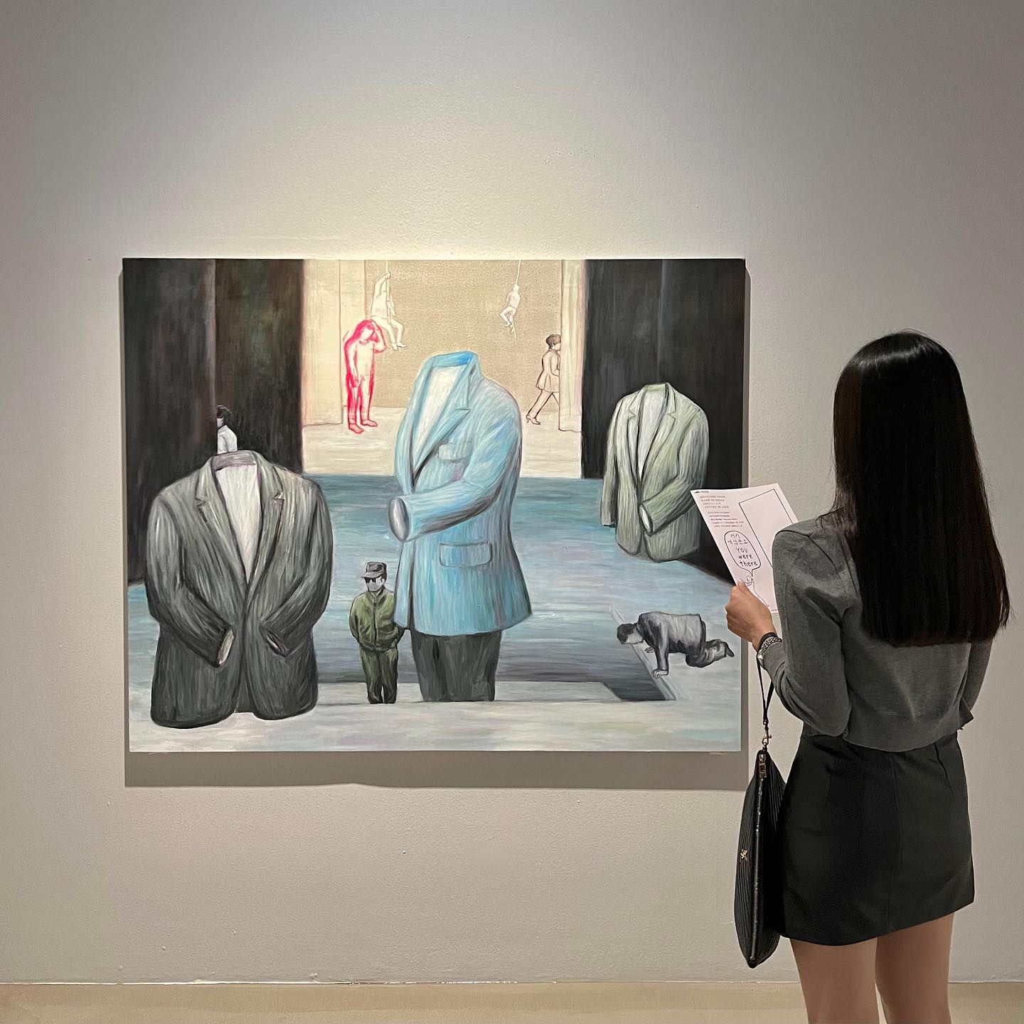 🎨

혜화에 간 혜워니🤭

#운빨로맨스 kwanghee_sin 
배우님께서 선물로 사인해주셨다🫶🏻