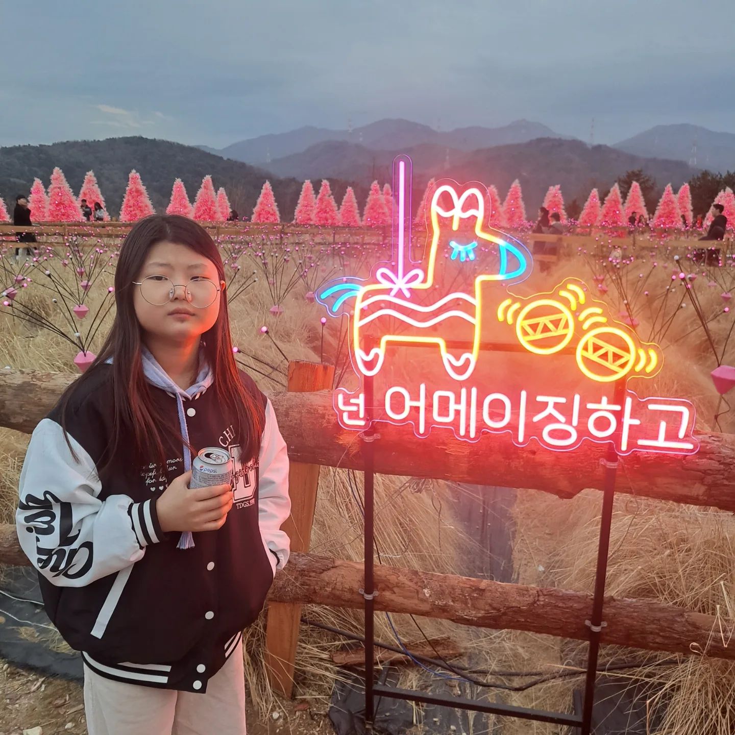내 사랑둥이들♡
내 비타민 보고 
이번주도 힘내자♡

#조급해하지말자
#내려놓기🙏 
#나는할수있어요