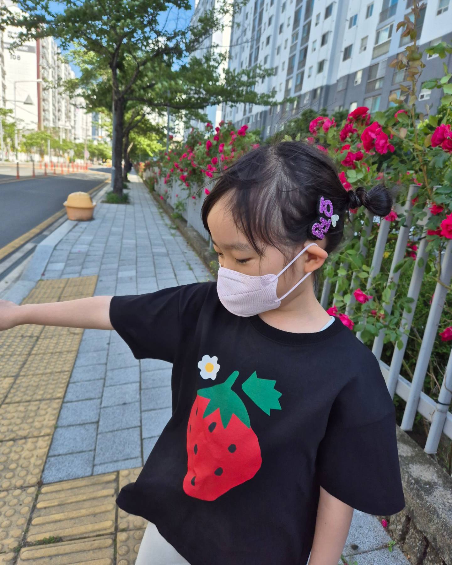 우리집 요정 ❤️
너무 귀여워

#요정 #딸 #딸맘 #초등학생 #초딩맘 #리미떼두두 #귀여워