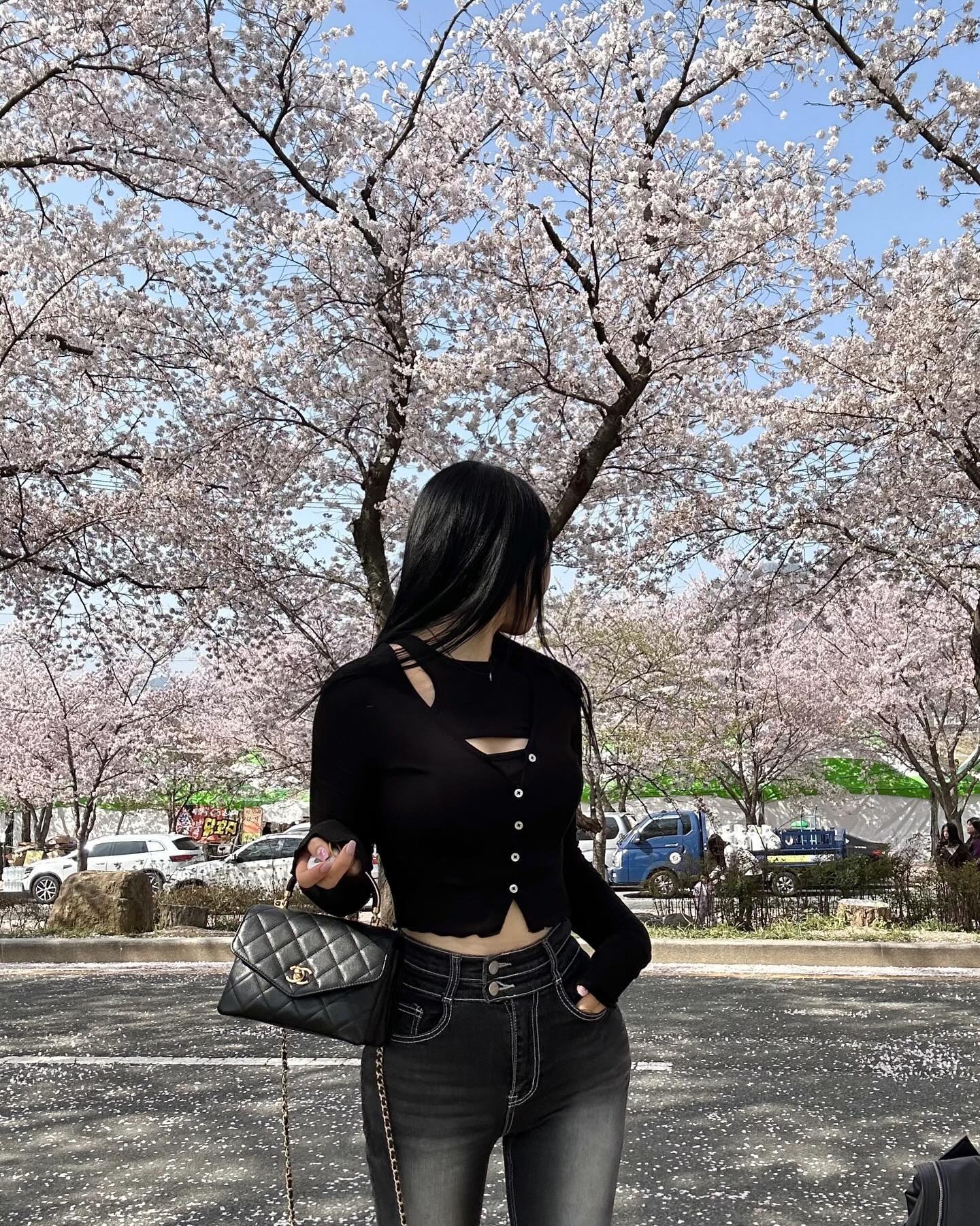 봄특 :
사진첩에 꽃 사진이 가득할 것 !
🌸🌼🌻🌷🌹🌿