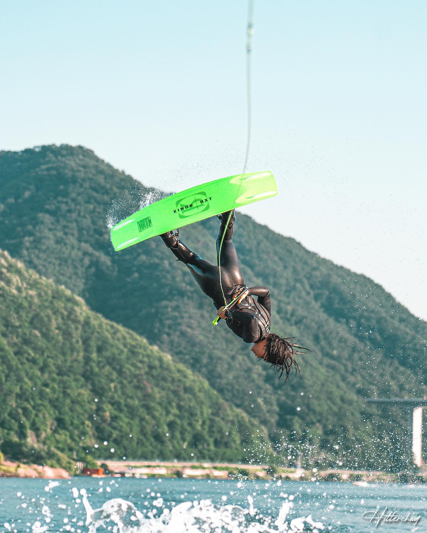🌊+🕊️+📸

📸: hitterchad 
🏖: dalbit_tkow 

- hoya.store_ 
- oneillkorea 
- tkow_official 
- ronixwakeboards 
- monsterenergy 
- bushman_life
- team_greenwhales
