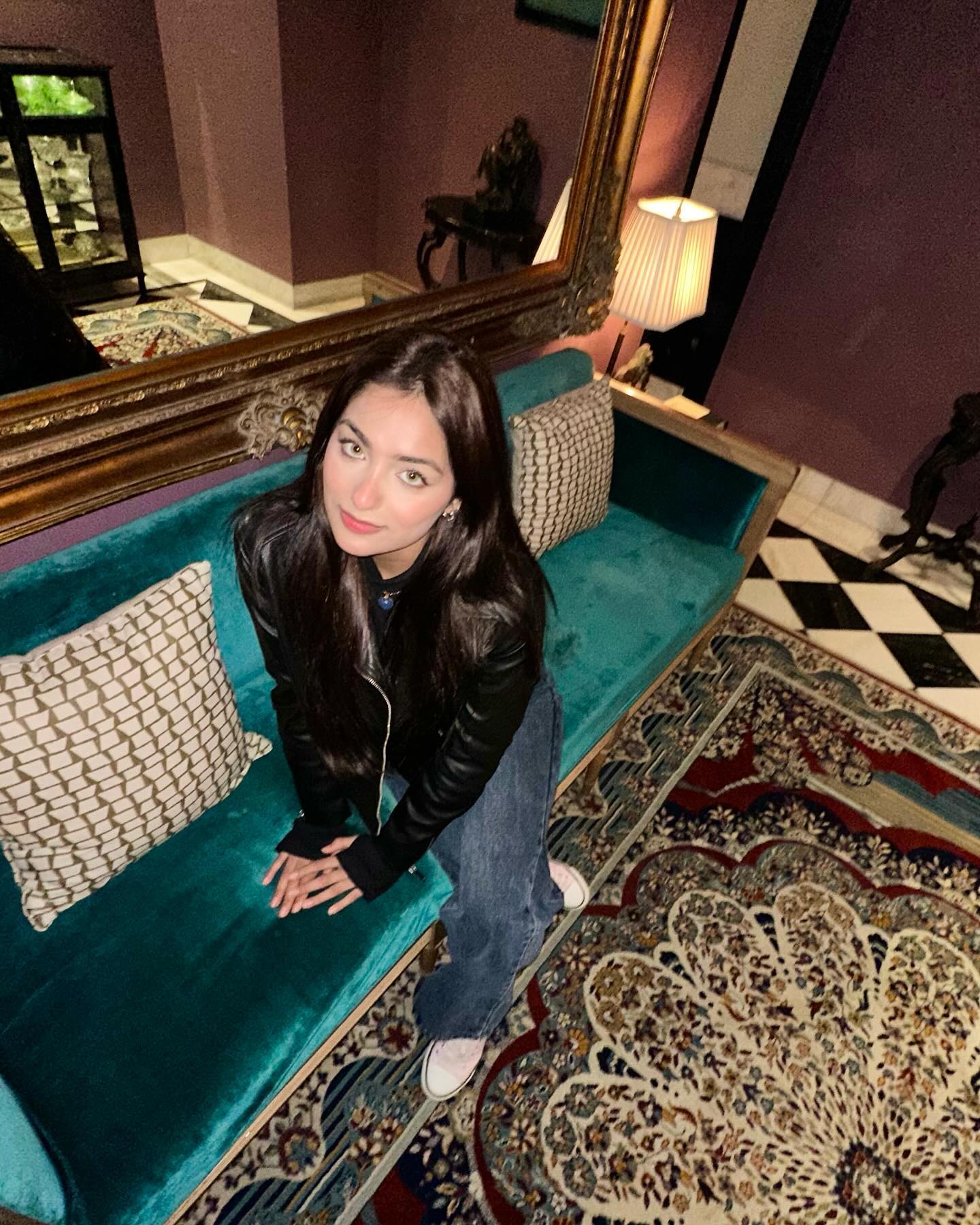 Puppy face🌸
.
.
.
.
.
.
.
.
.
.
.
.
.
.
.
.
#pretty #viral #photo #flash #fun #girltime #girls
