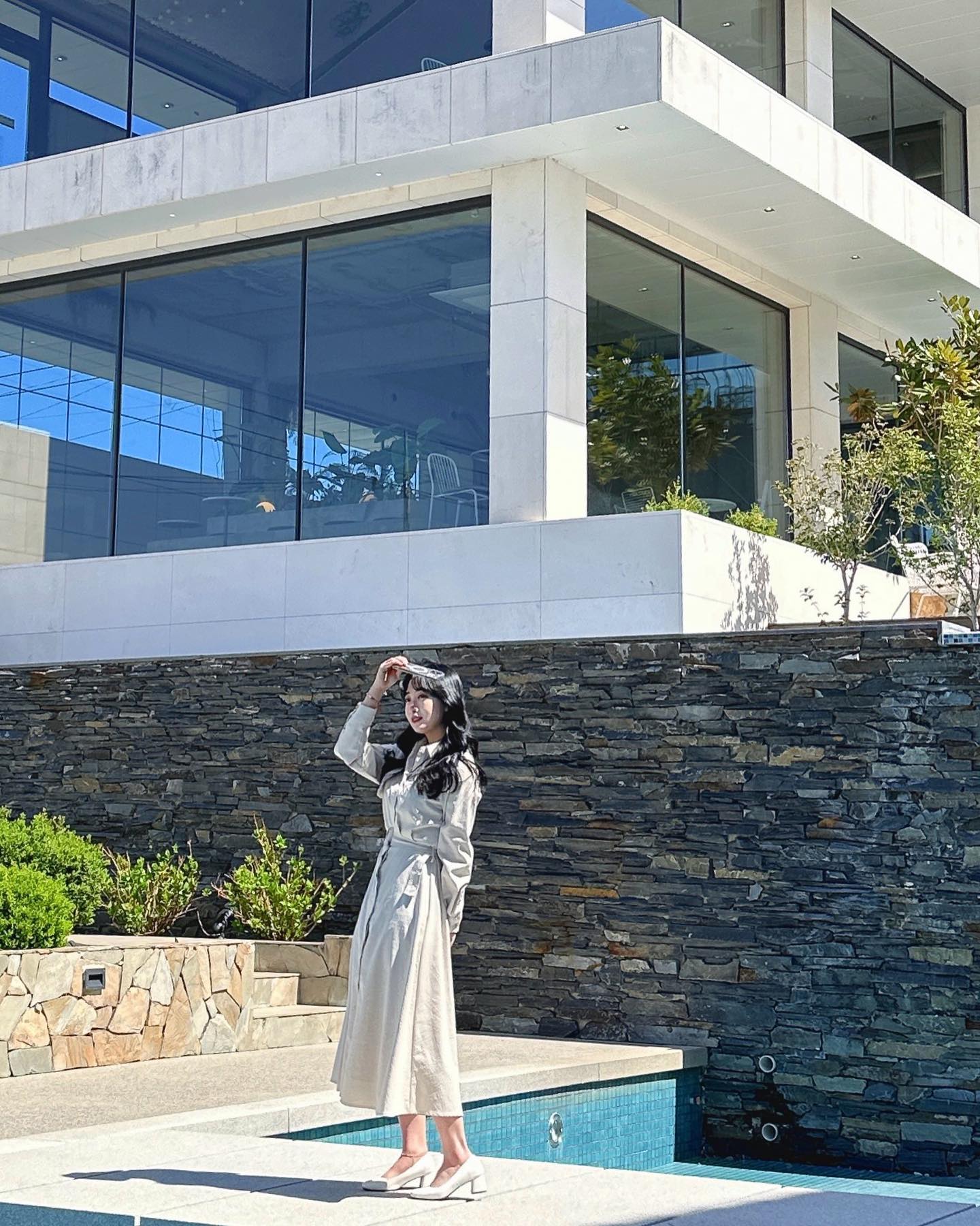 ⬜️◻️◽️◽️◻️⬜️