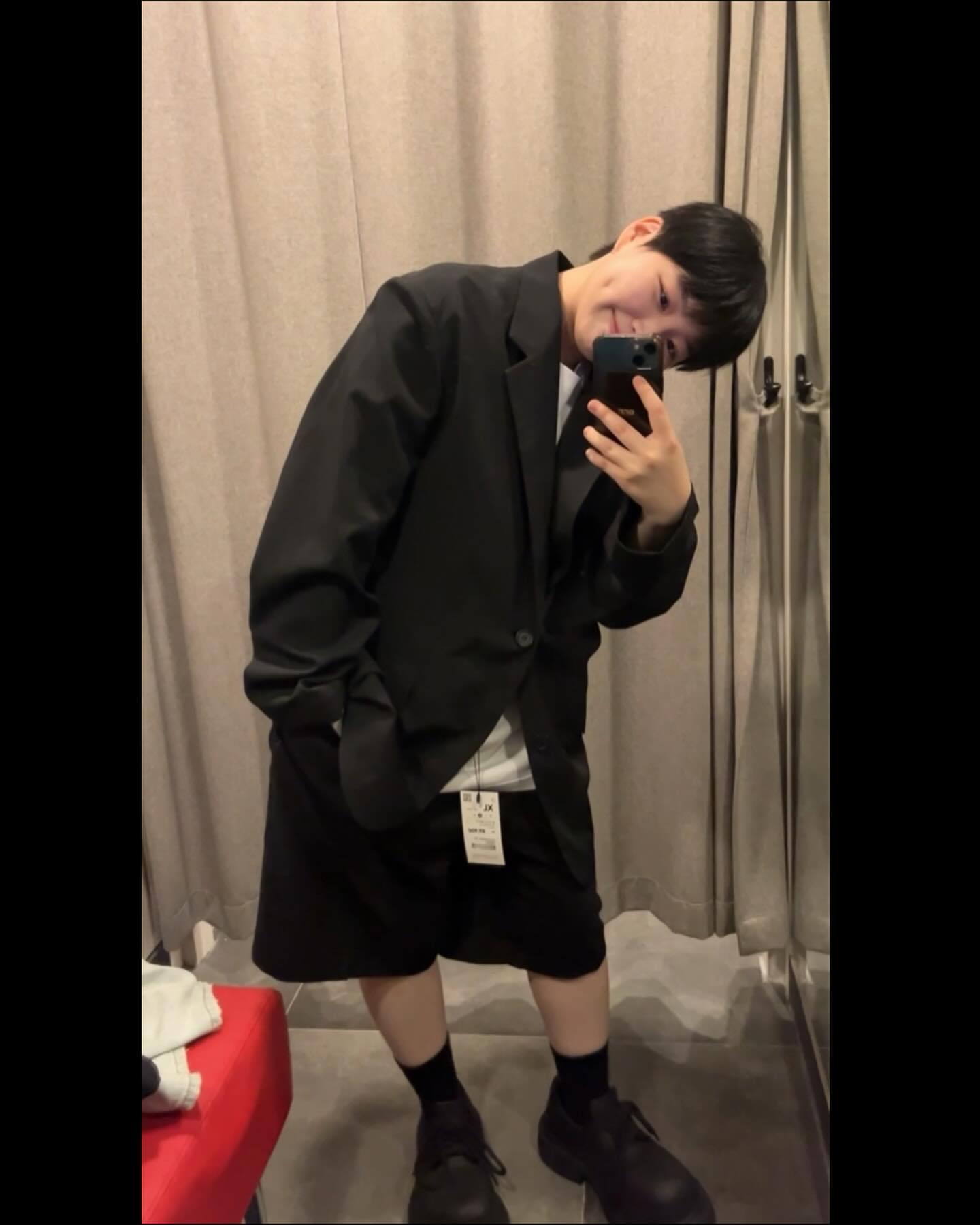 저게 최대로 애교 부린 겁니다만,,~ :)