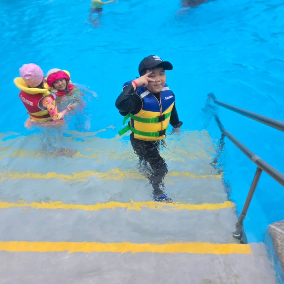 #여름캠프
#8월16일
#도윤도현💙
#화순아쿠아나🏊
