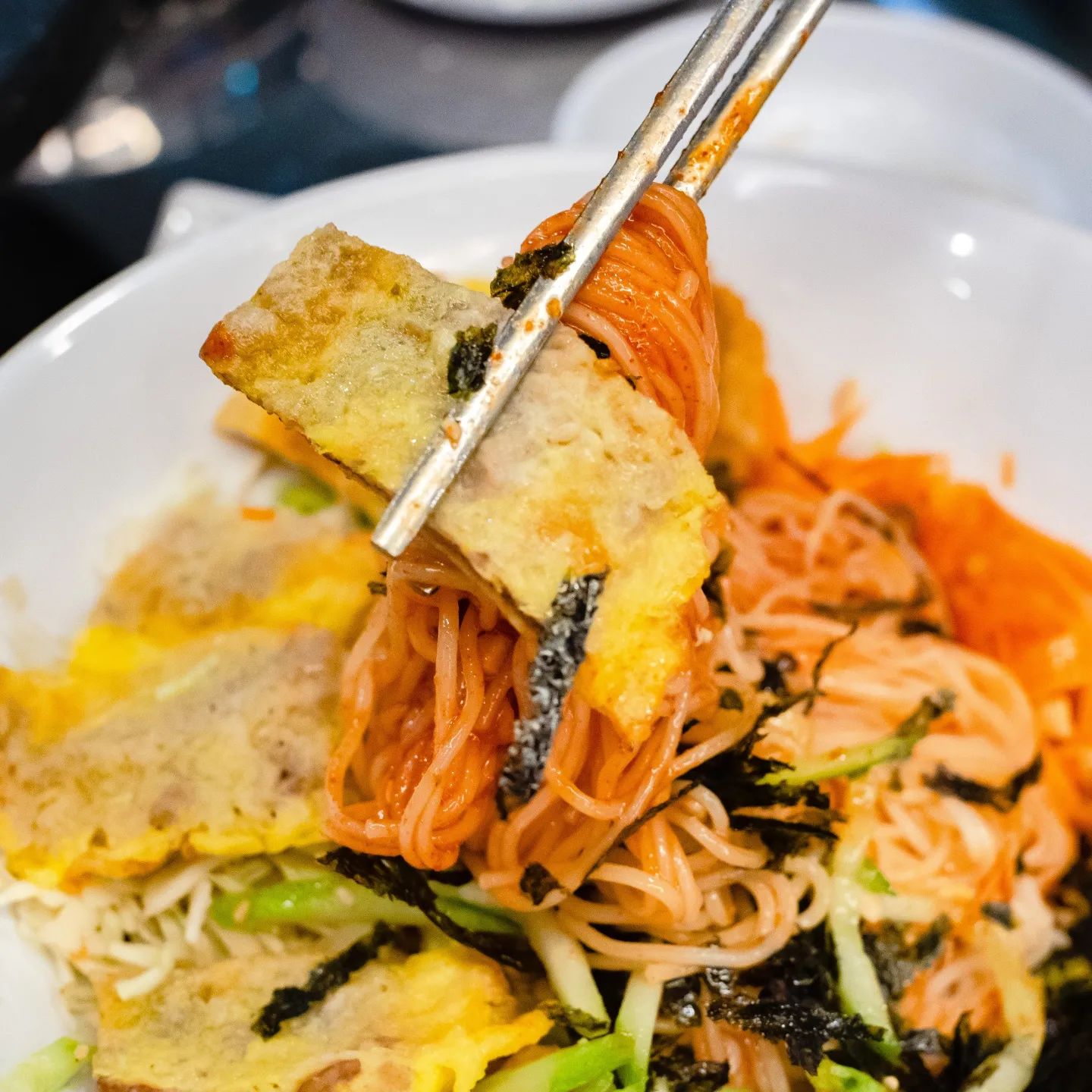 #협찬 #인천논현동맛집 #호구포역맛집 #인천국수맛집 #인천잔치국수 #인천비빔국수 #남동공단맛집 #인천서창동맛집 #인천송도맛집 #창영이국수집 #인천맛집 #인천먹방 #먹스타그램 #맛스타그램 #국수맛집  #소래맛집 #리뷰노트

육전국수를 서비스로 주는 #창영이부추냉삼

고기를 주문하면 2시간동안 소주가 무제한 공짜라는!! 와우

창영이 부추냉삼은 비빔국수가 너무너무 맛있어요^^

야채도 푸짐하게 많아서 아삭한 식감과 더불어 

양념도 너무 맛있어요^^

서비스로 주는 육전국수도 재료도 푸짐하고 맛도 best

1000% 만족 하실꺼예요♥️♥️